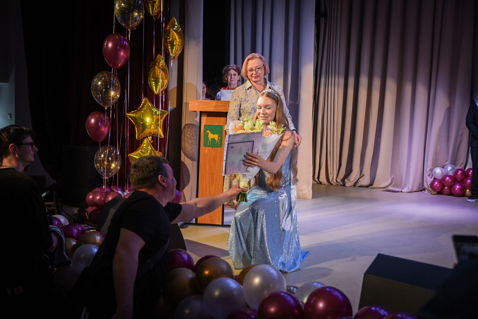 бронницы, выпускной 9-х классов, школа имени тимофеева в бронницах, бронницкие выпускники ,