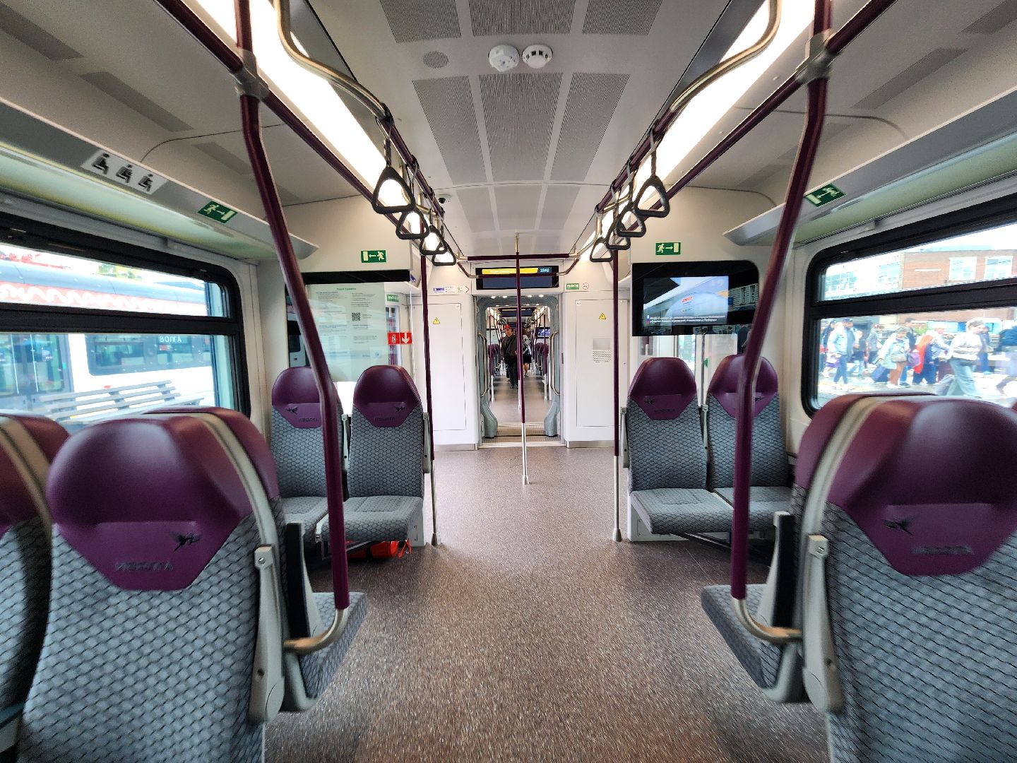 электропоезд, вокзал, машинист, железная дорога,