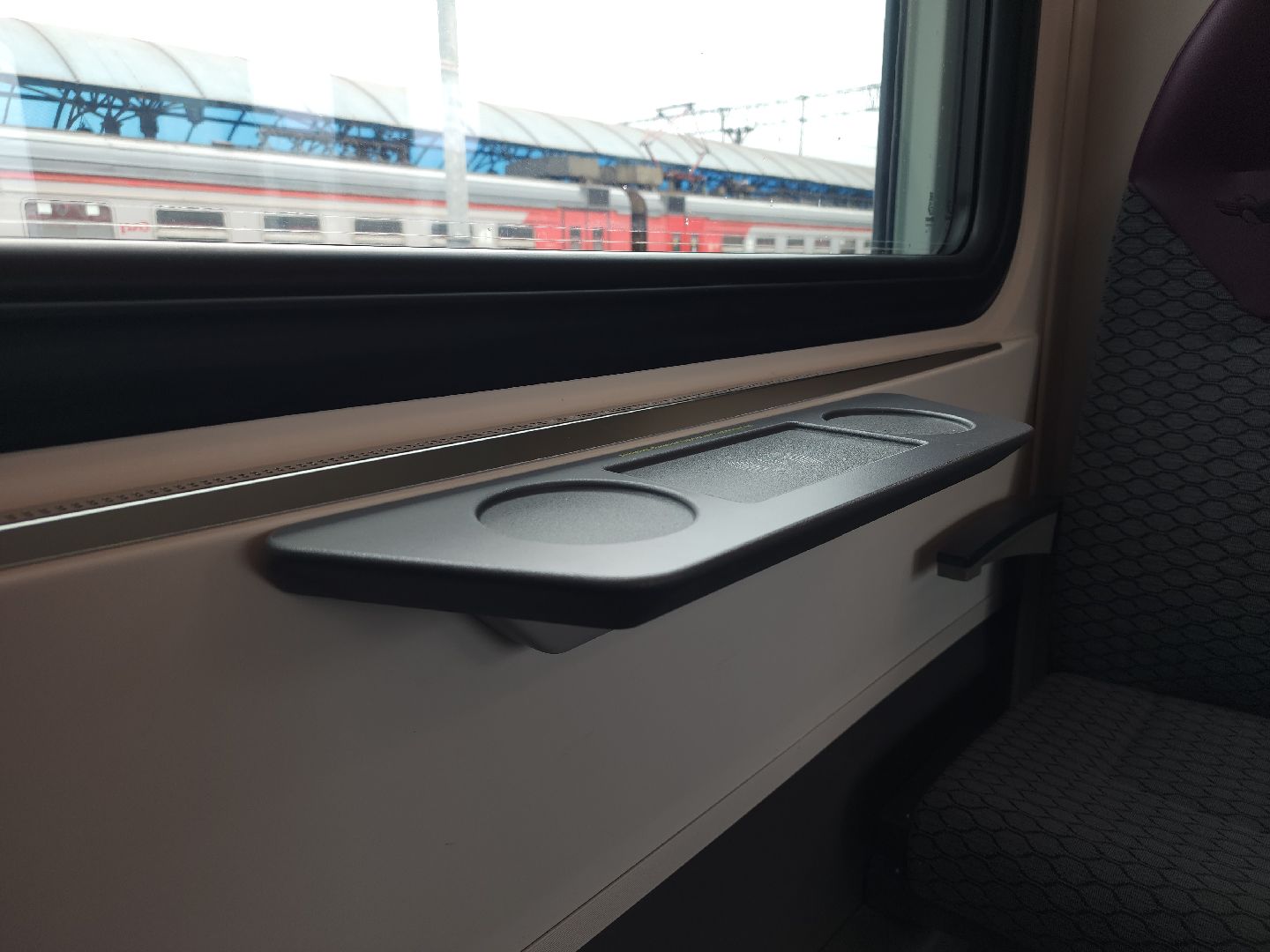 электропоезд, вокзал, машинист, железная дорога,