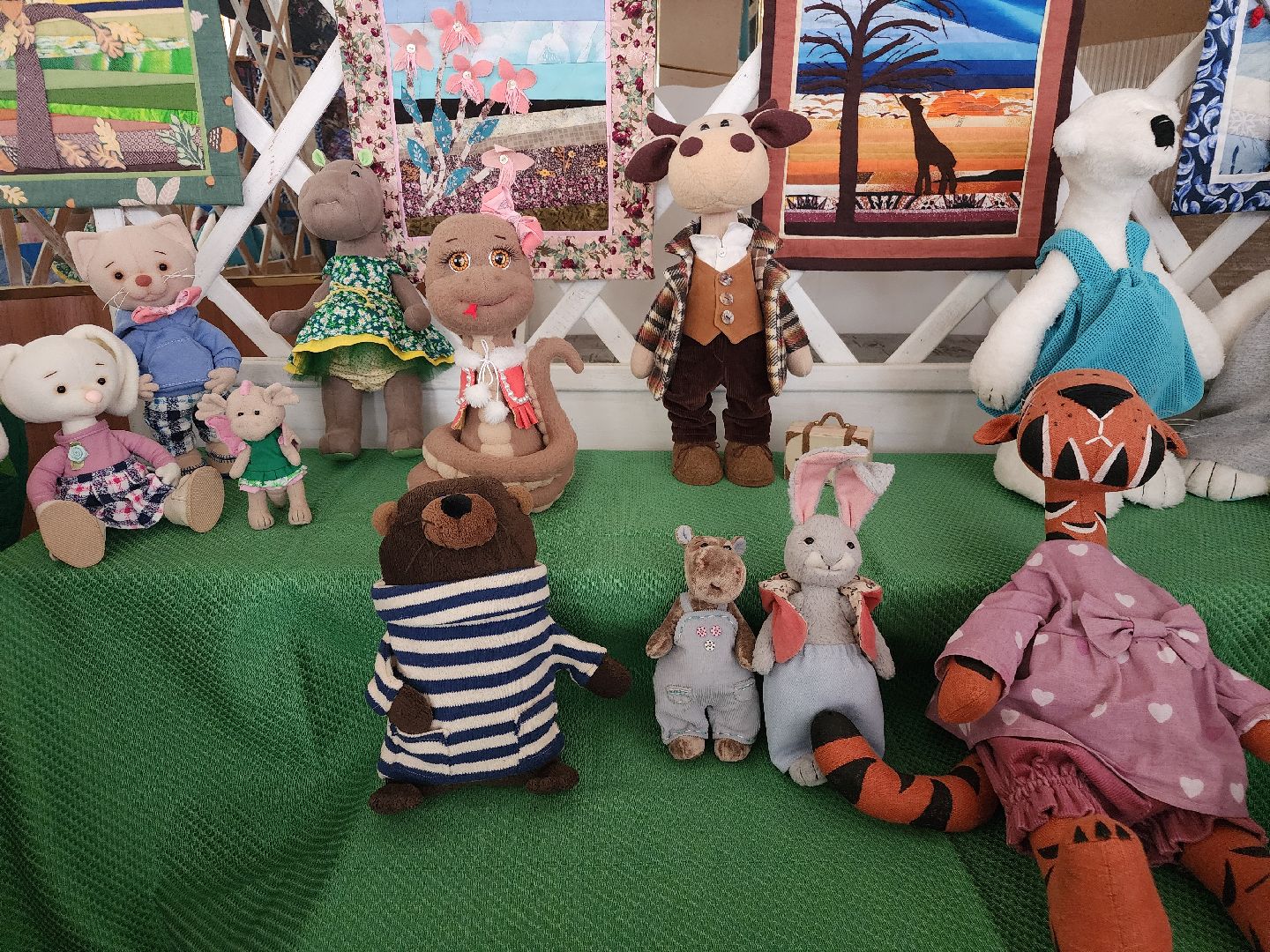 фрязино, рукоделие, открытие выставки, лоскутное шитье, активное долголетие,