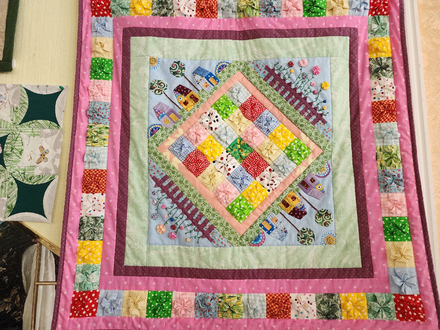 фрязино, рукоделие, открытие выставки, лоскутное шитье, активное долголетие,