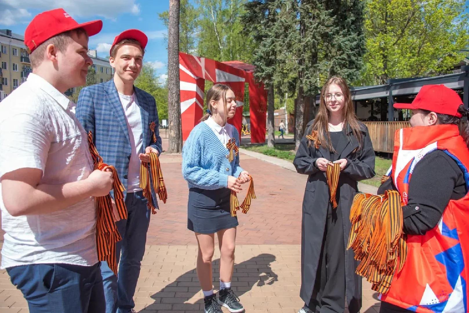 Балашиха, Подмосковье, акции, Георгиевская лента, День Победы, Волонтёры Подмосковья