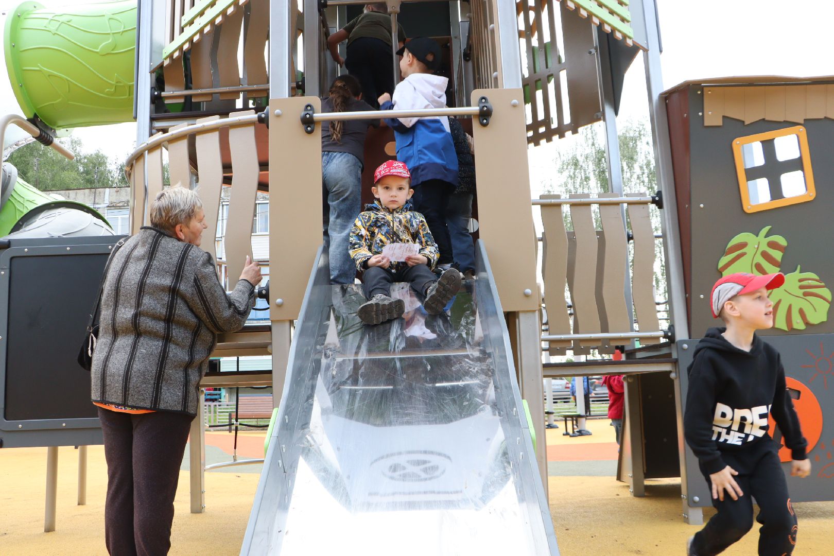 зарайск, благоустройство , детская игровая площадка, модернизация детских игровых площадок,