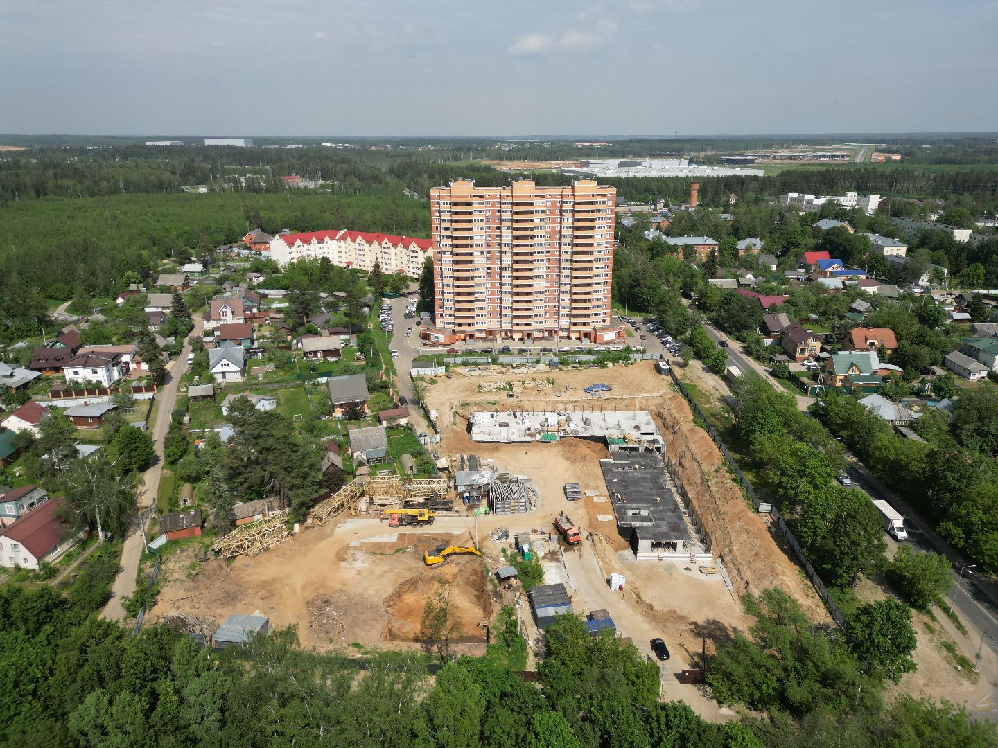 видео с коптера, дом в поварово, переселение из аварийного жилья,  дом для переселенцев солнечногорск,
