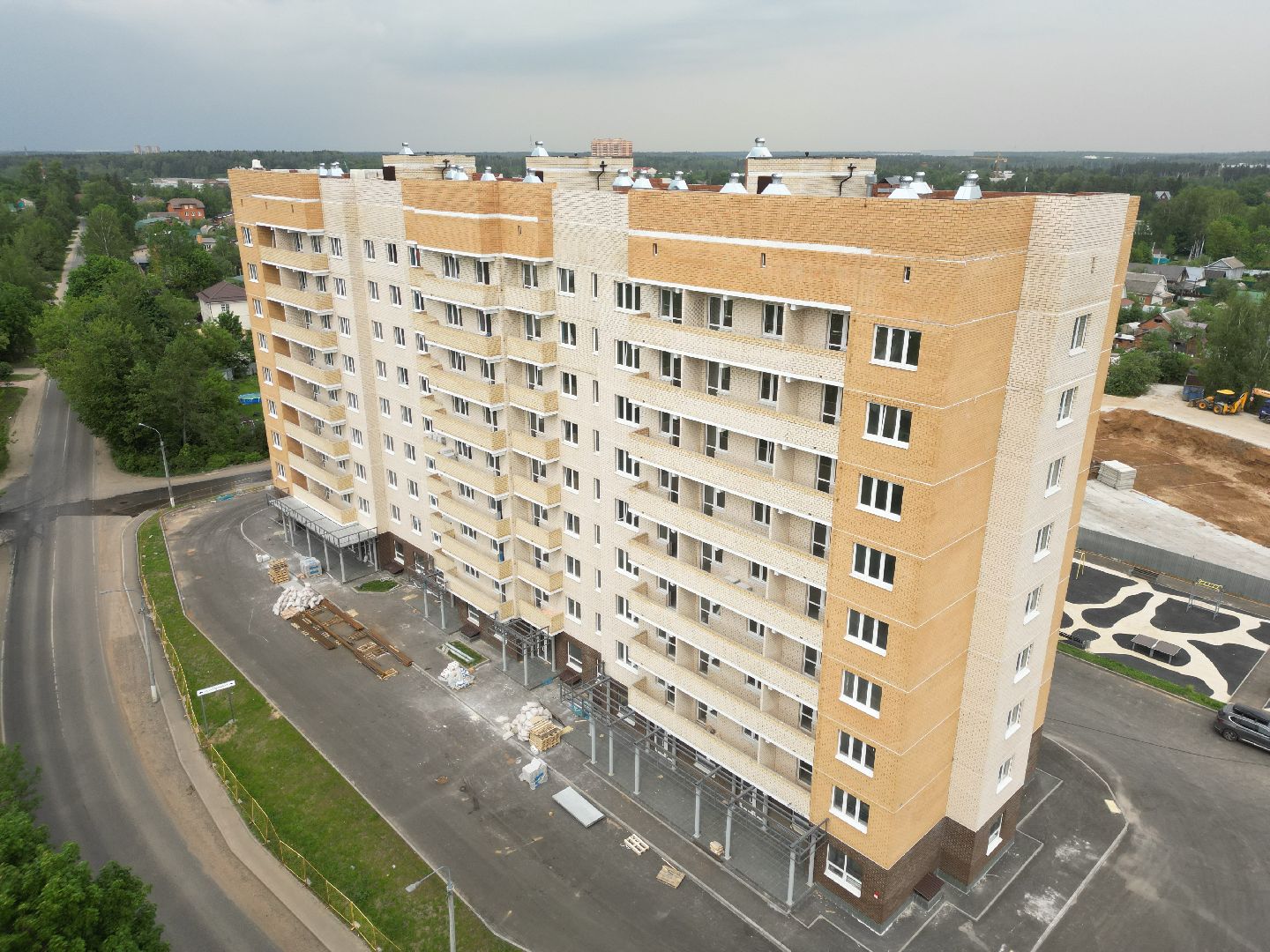 видео с коптера, дом для переселенцев солнечногорск, переселение из аварийного жилья,