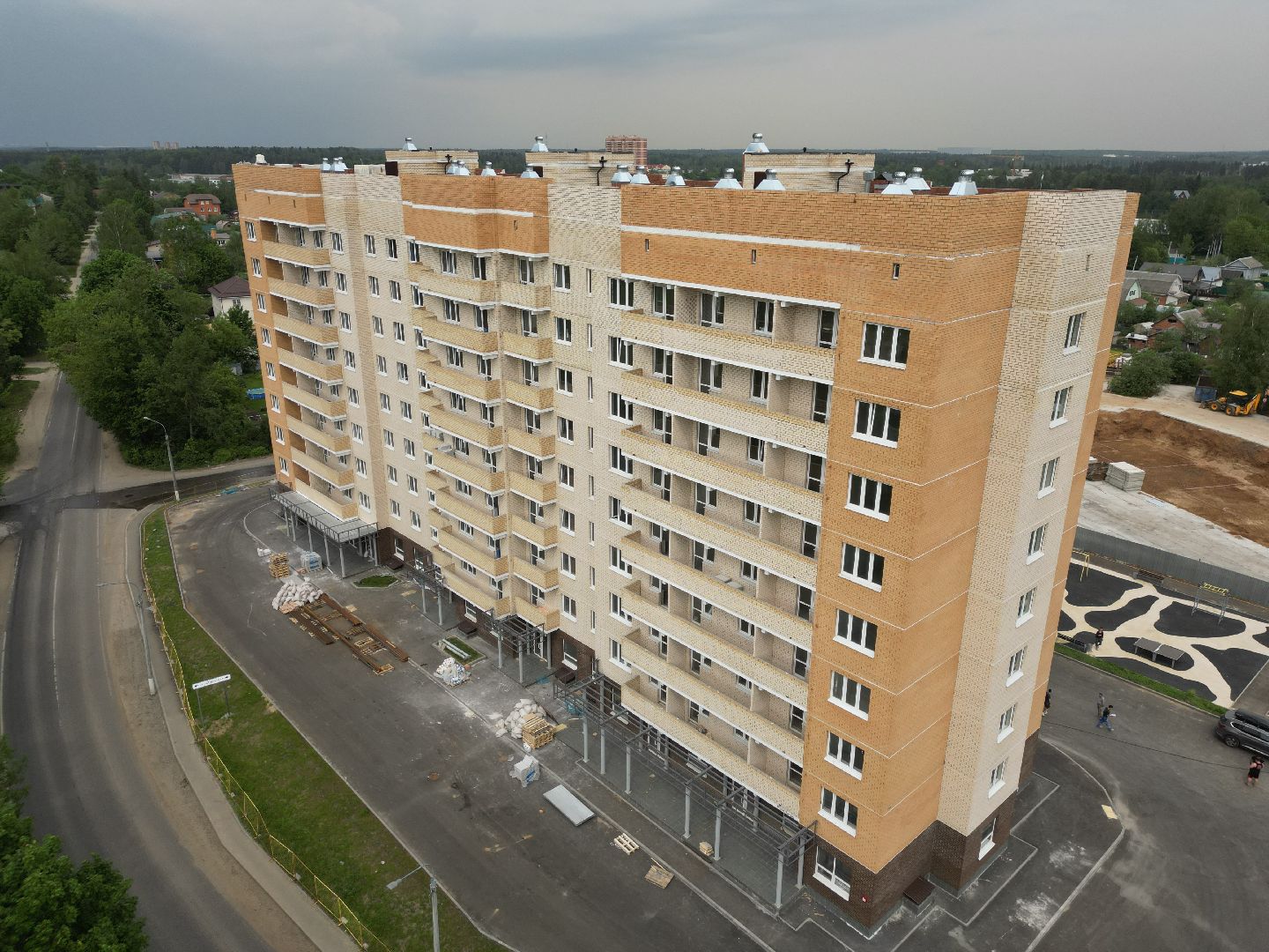 видео с коптера, дом для переселенцев солнечногорск, переселение из аварийного жилья,