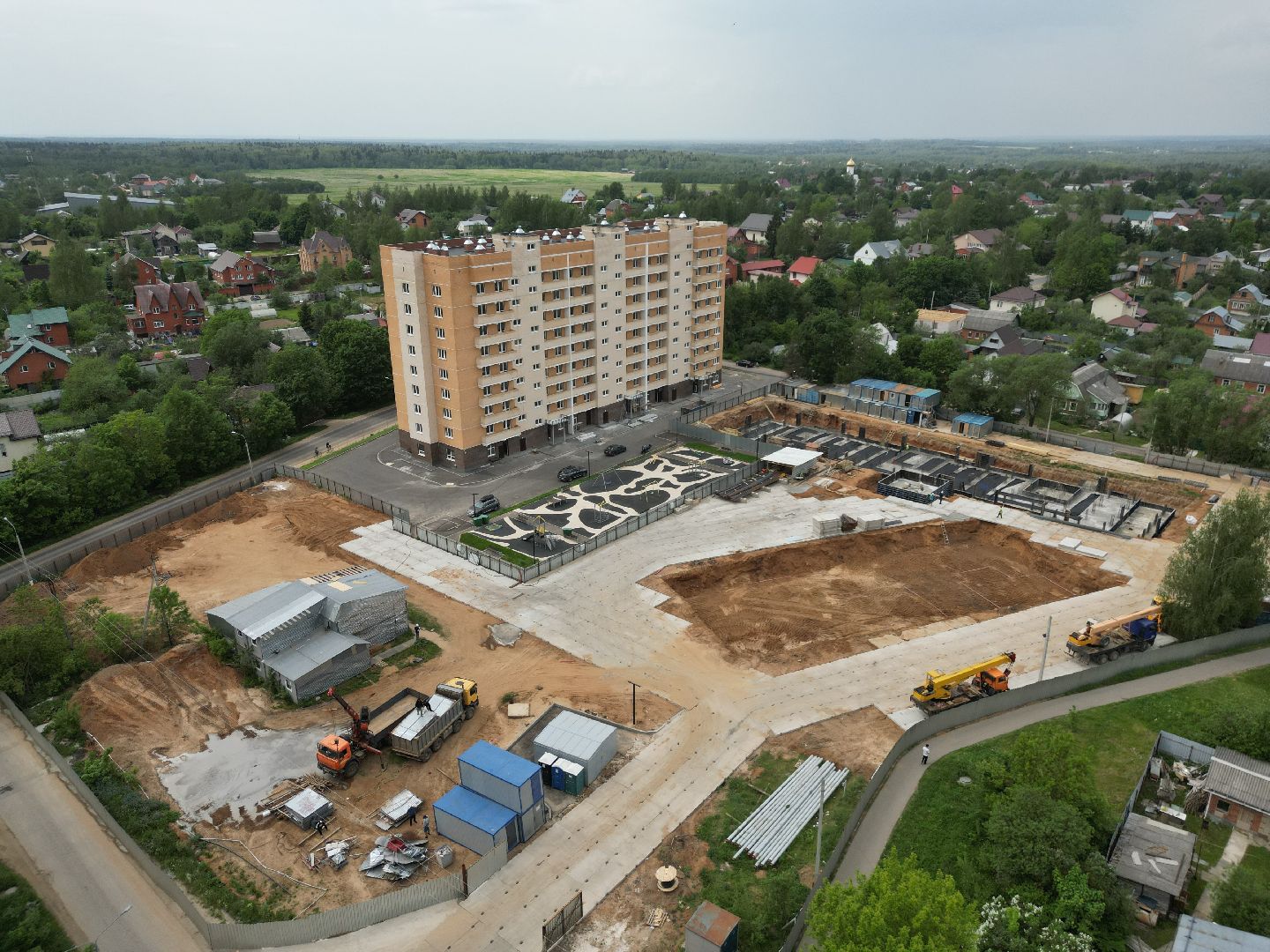 видео с коптера, дом для переселенцев солнечногорск, переселение из аварийного жилья,