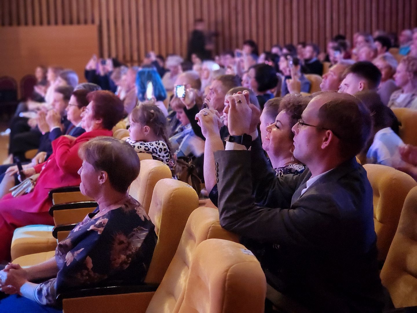 дубна, городской выпускной, медалисты 2025, глава городского округа,