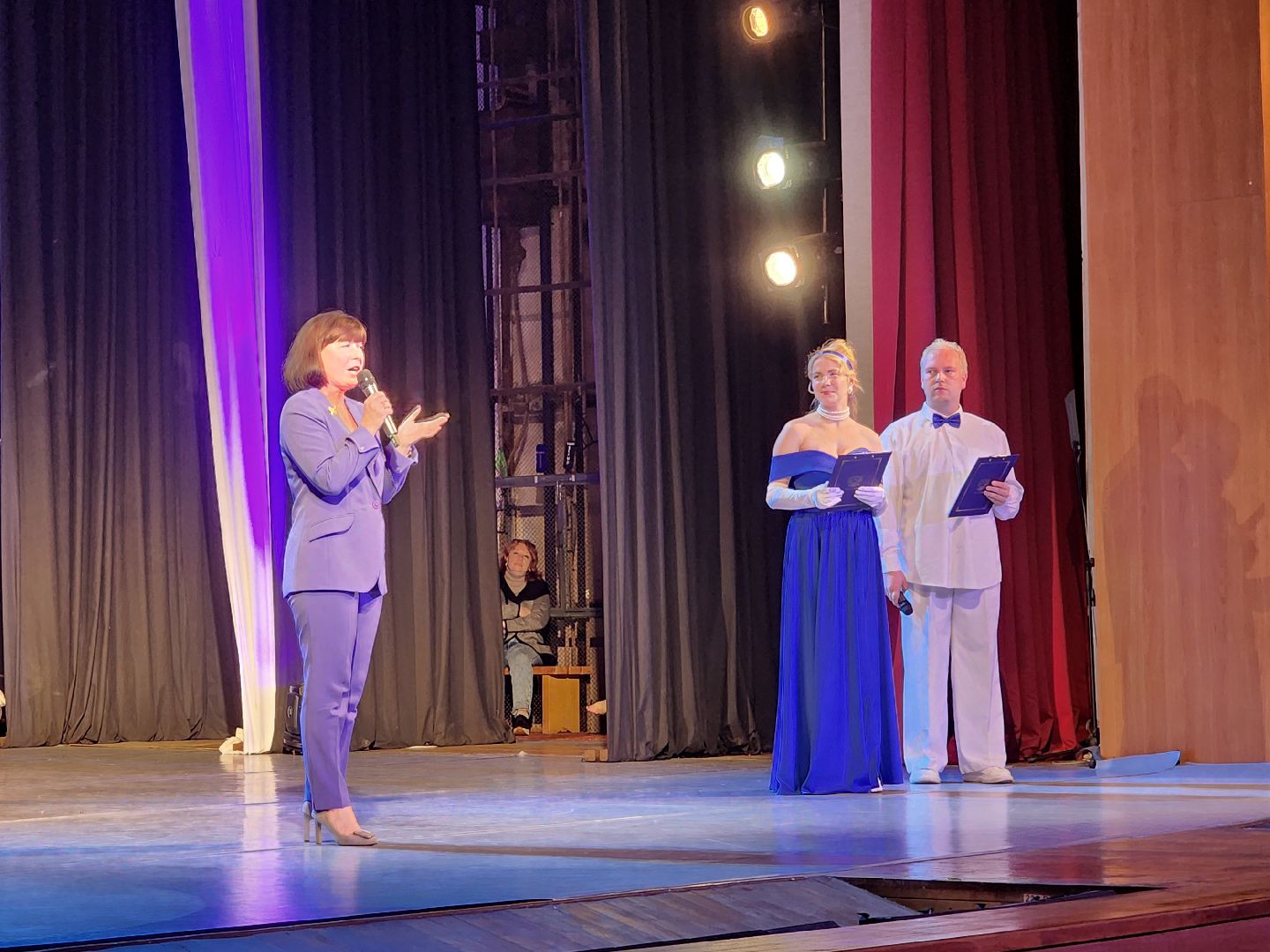 дубна, городской выпускной, медалисты 2025, глава городского округа,