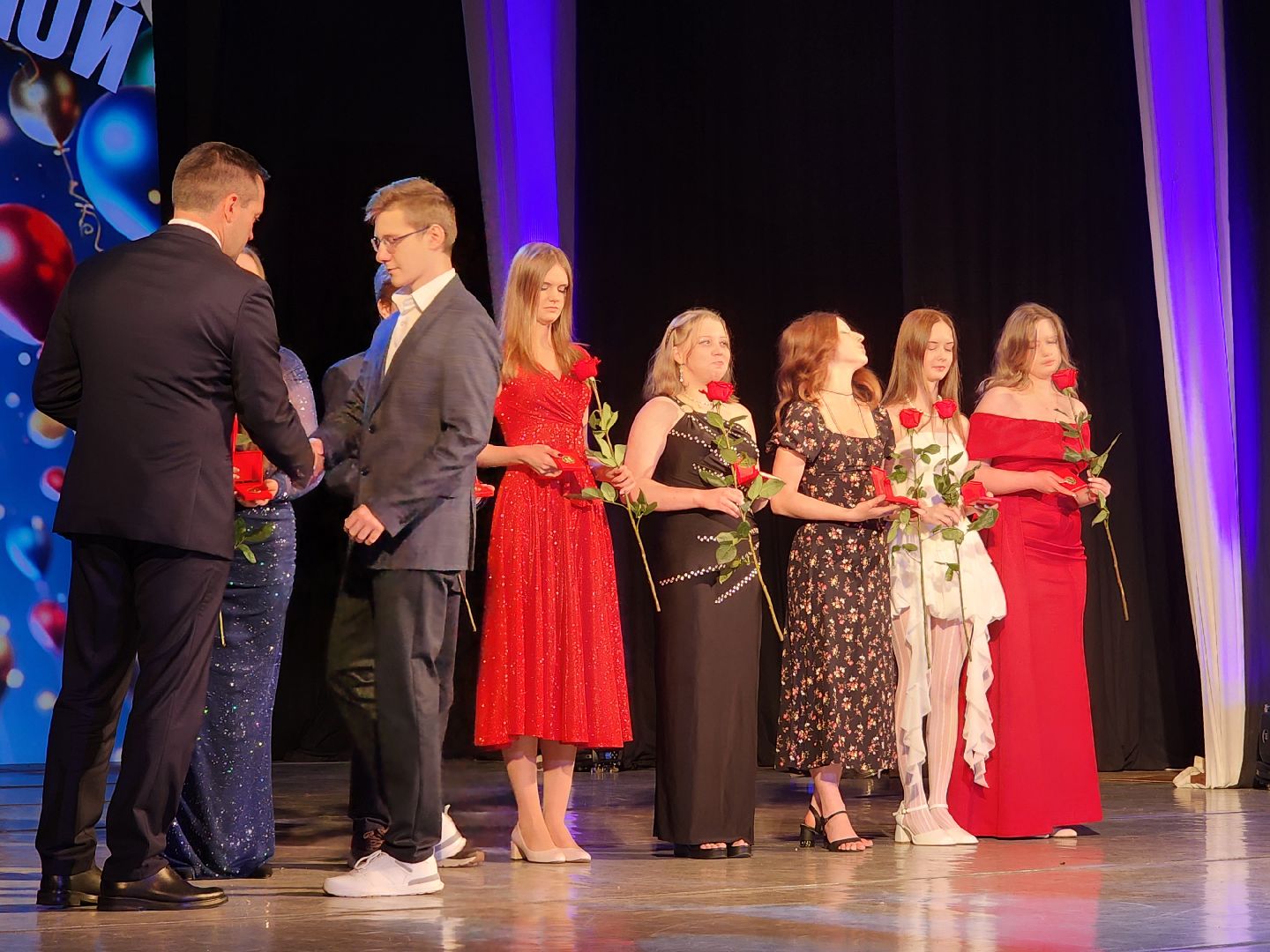 дубна, городской выпускной, медалисты 2025, глава городского округа,