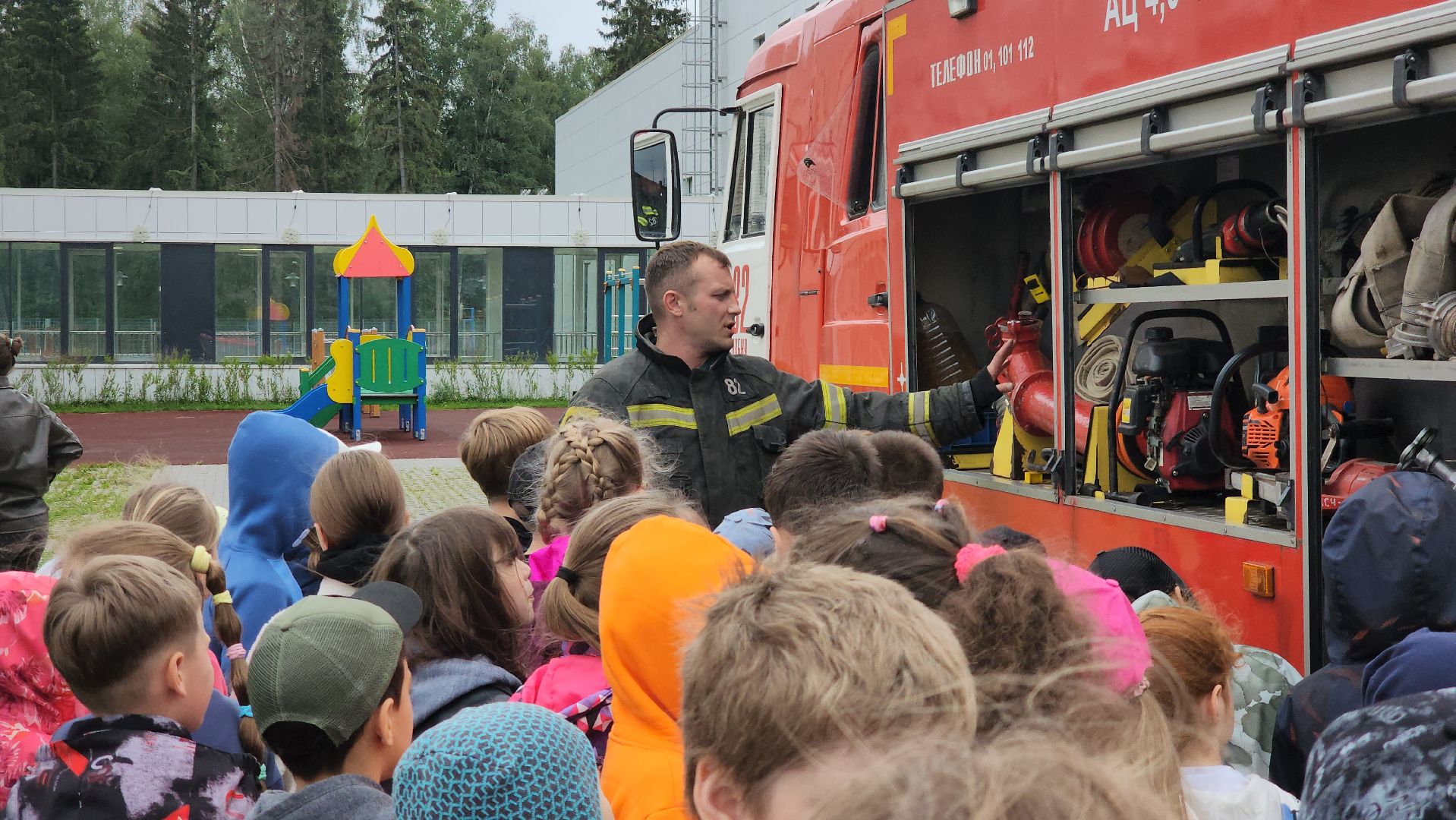 Мастер-класс от пожарных,  Пожарные , Лобня, школьный летний лагерь,пожарная служба,