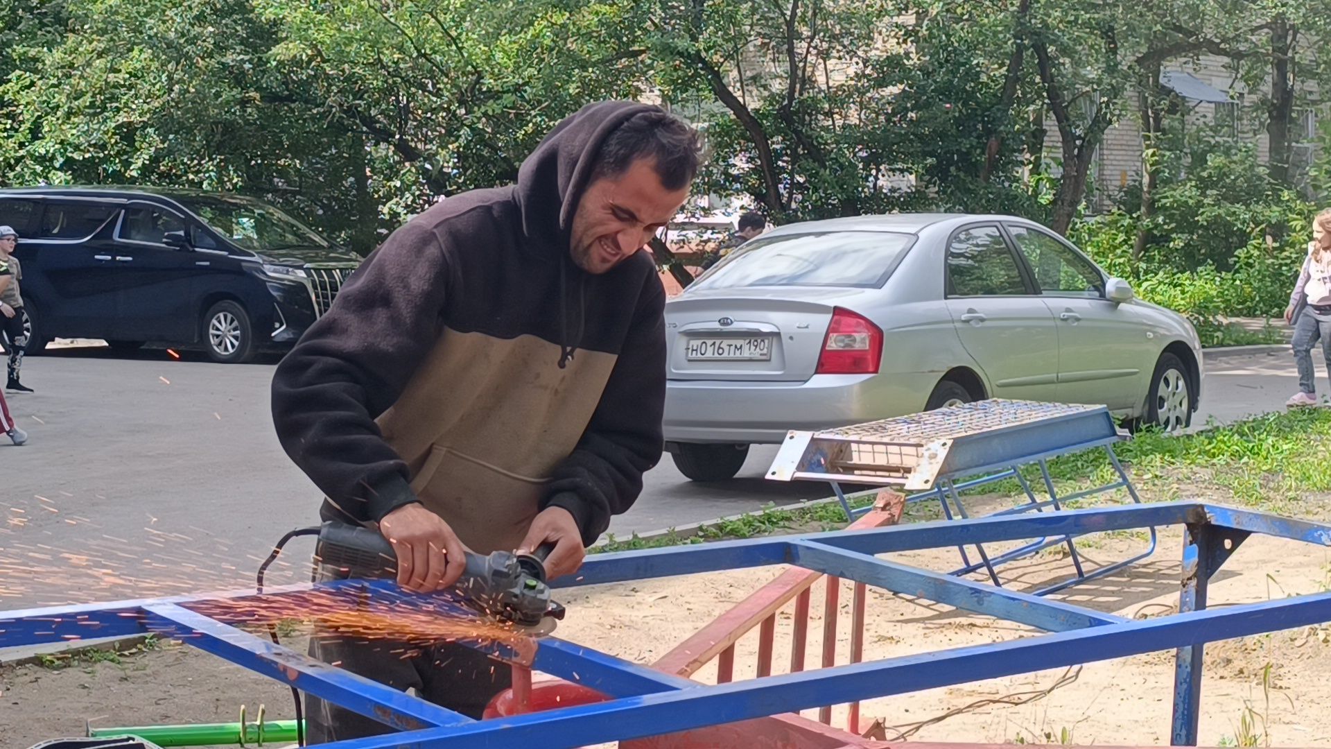 детская  площадка, лобня, двор,