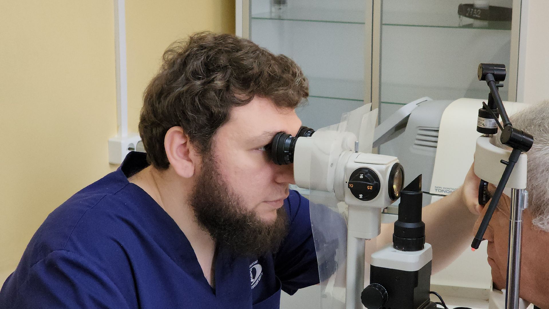 кашира, медицина, каширская больница, взрослая поликлиника, офтальмолог, зрение, хирургия, молодой специалист, кадры,