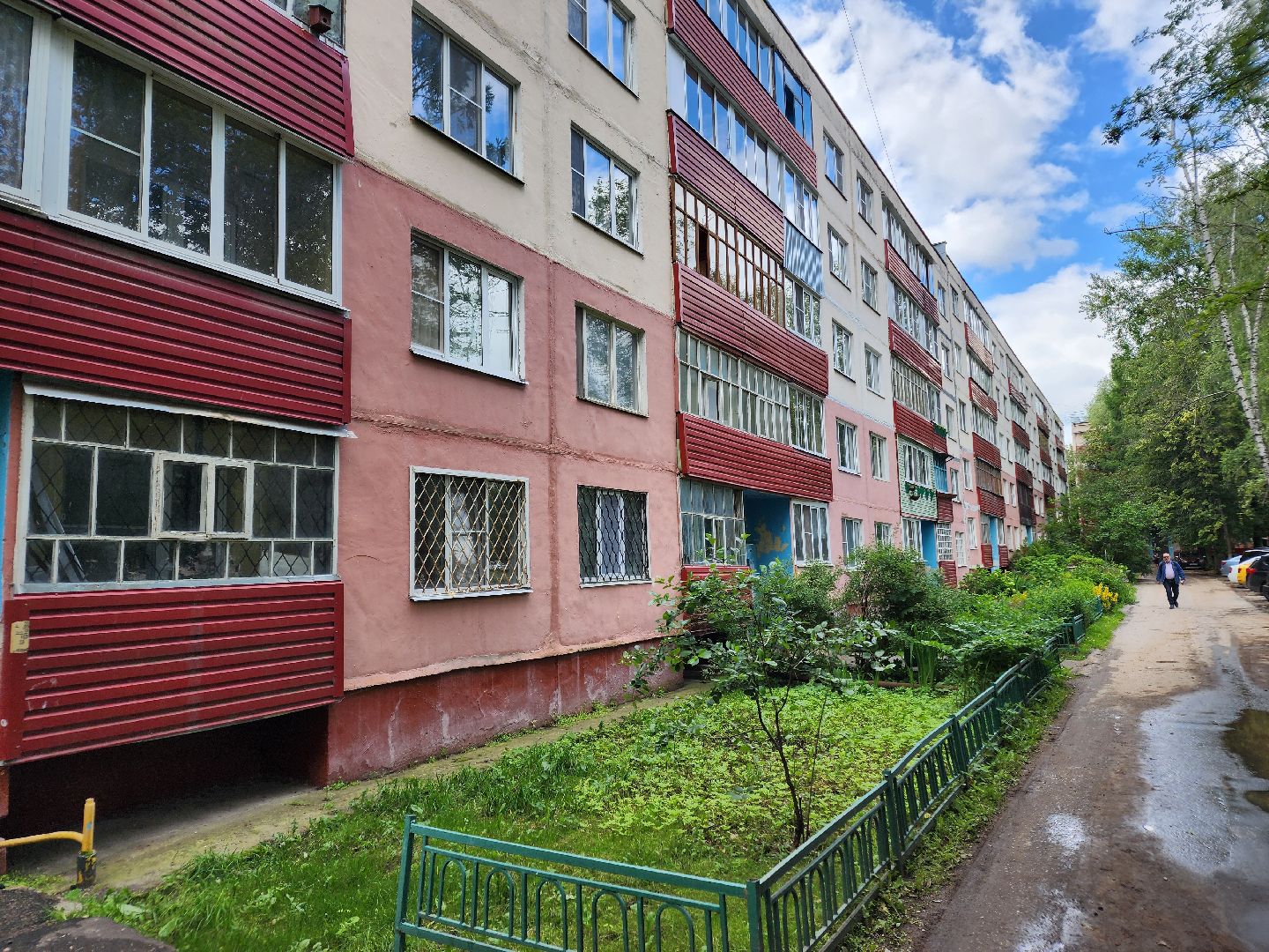 чехов, улица мира, благоустройство двора, пешеходные дорожки, детская игровая площадка, спортивная площадка, воркаут, тренажеры, тротуары, ремонт проездов, госпрограмма московской области, формирование комфортной городской среды,