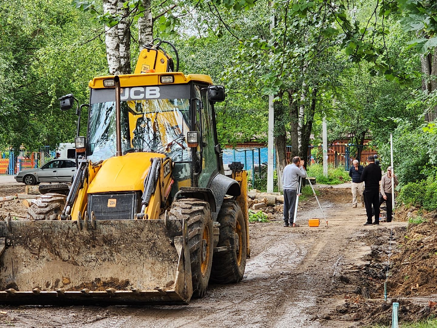чехов, улица мира, благоустройство двора, пешеходные дорожки, детская игровая площадка, спортивная площадка, воркаут, тренажеры, тротуары, ремонт проездов, госпрограмма московской области, формирование комфортной городской среды,
