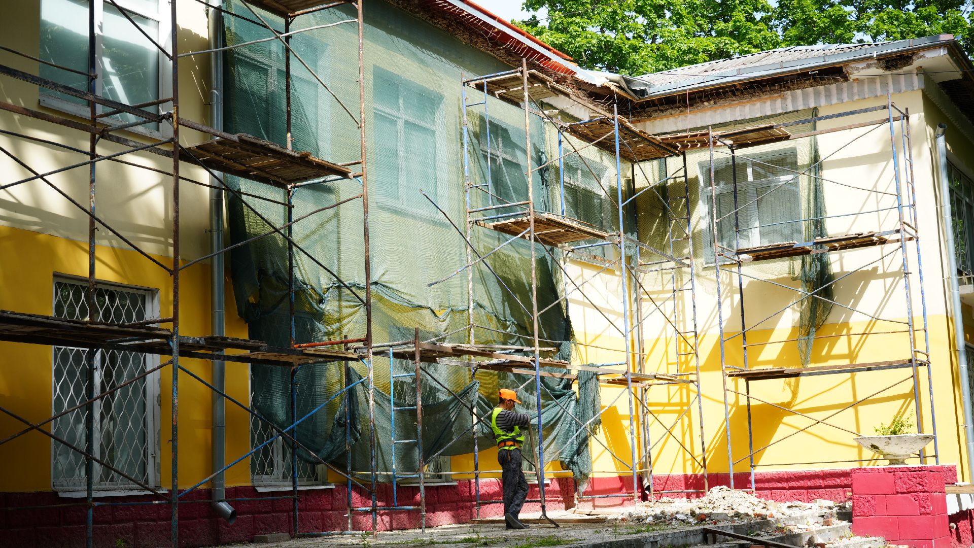 ремонт крыши ,