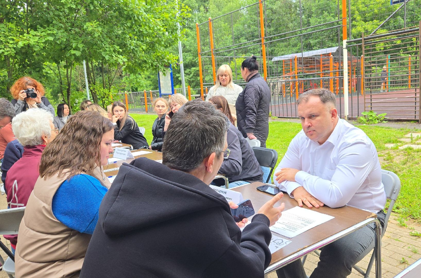 благоустройство территории, власиха благоустройство, микрорайон школьный, власиха школьный, обращения жителей, выездная администрация,