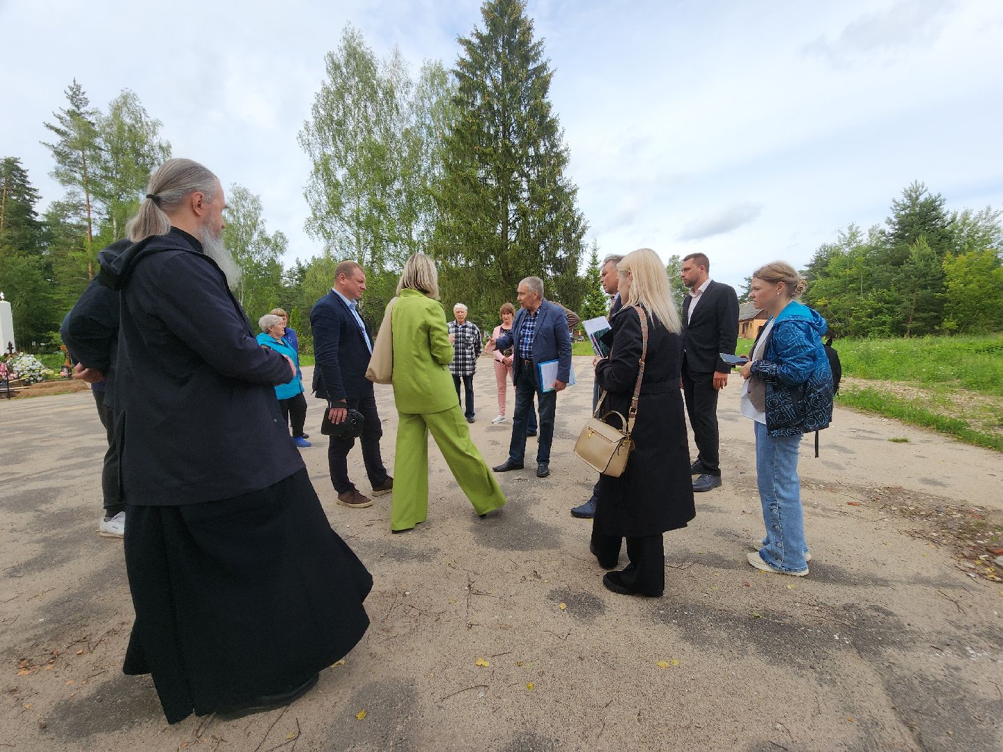 Черноголовка,  Выездная администрация, Кладбище,