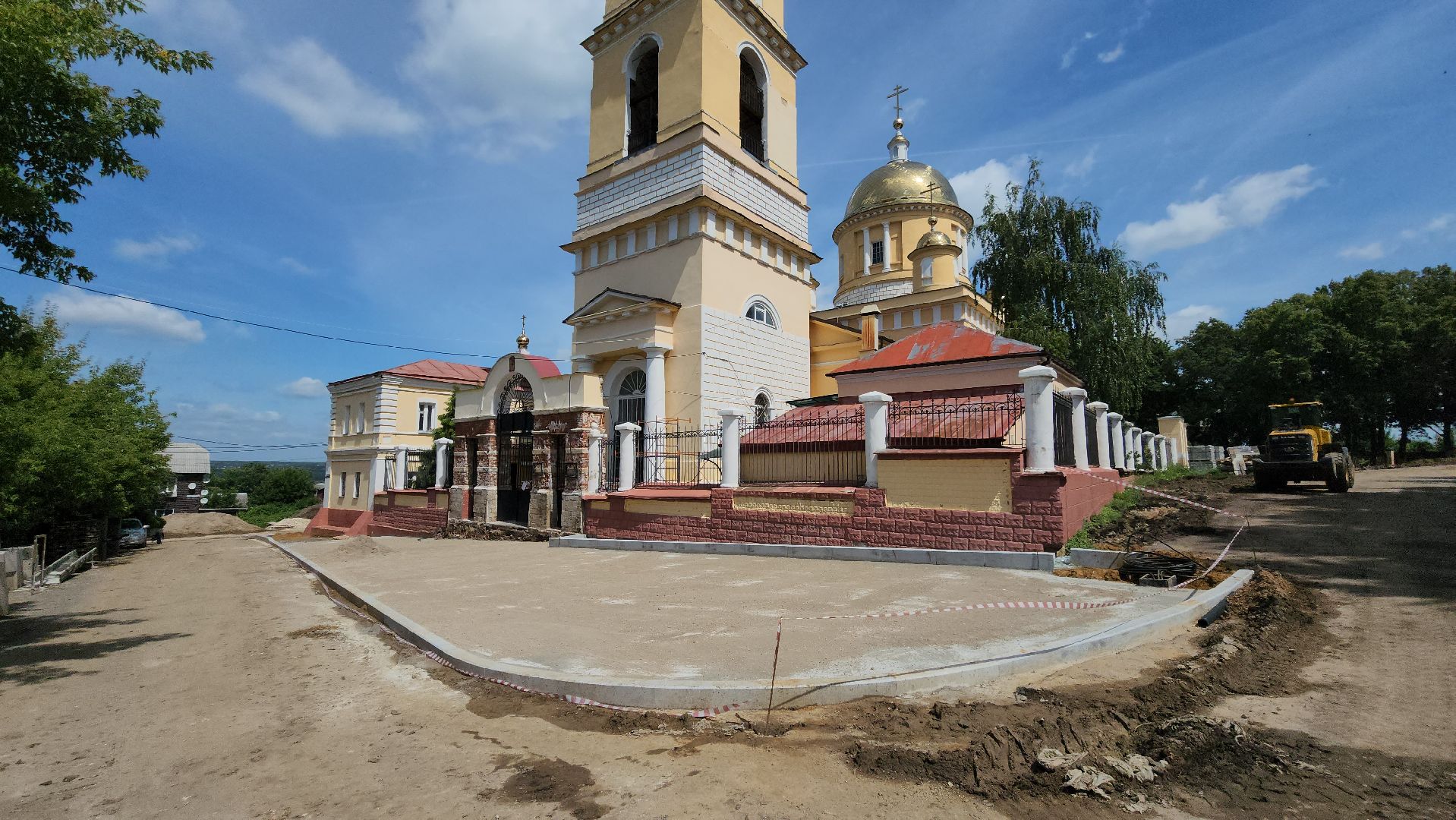 кашира, успенский собор, реставрация , ремонт, входная ворота, историческое сооружение,