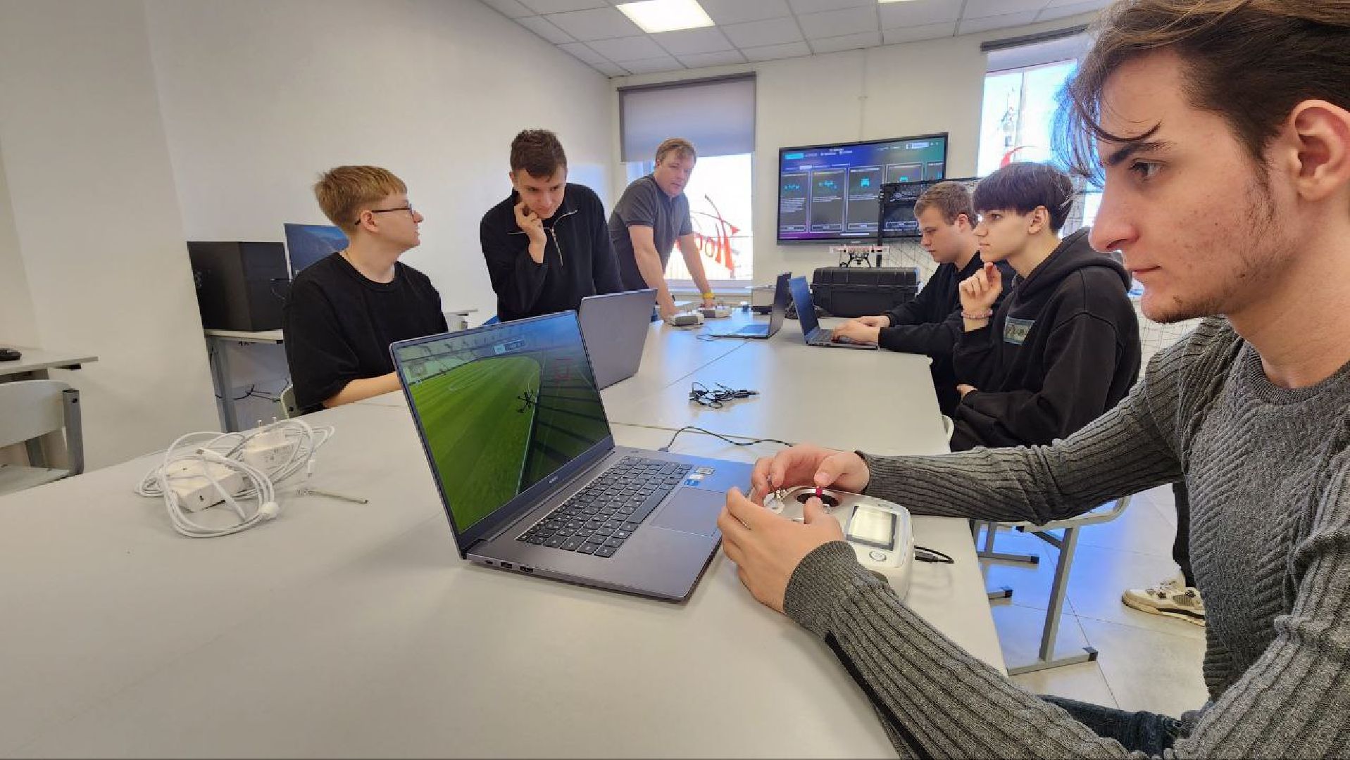 Дмитров, БПЛА, ИИ, Дмитровский техникум, Минобразования,