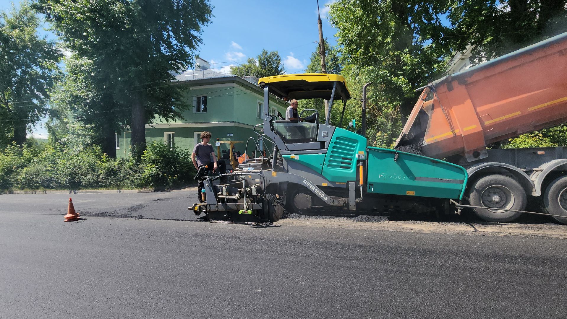 серпухов, улица химиков, укладка нового асфальта, дорожные работы,