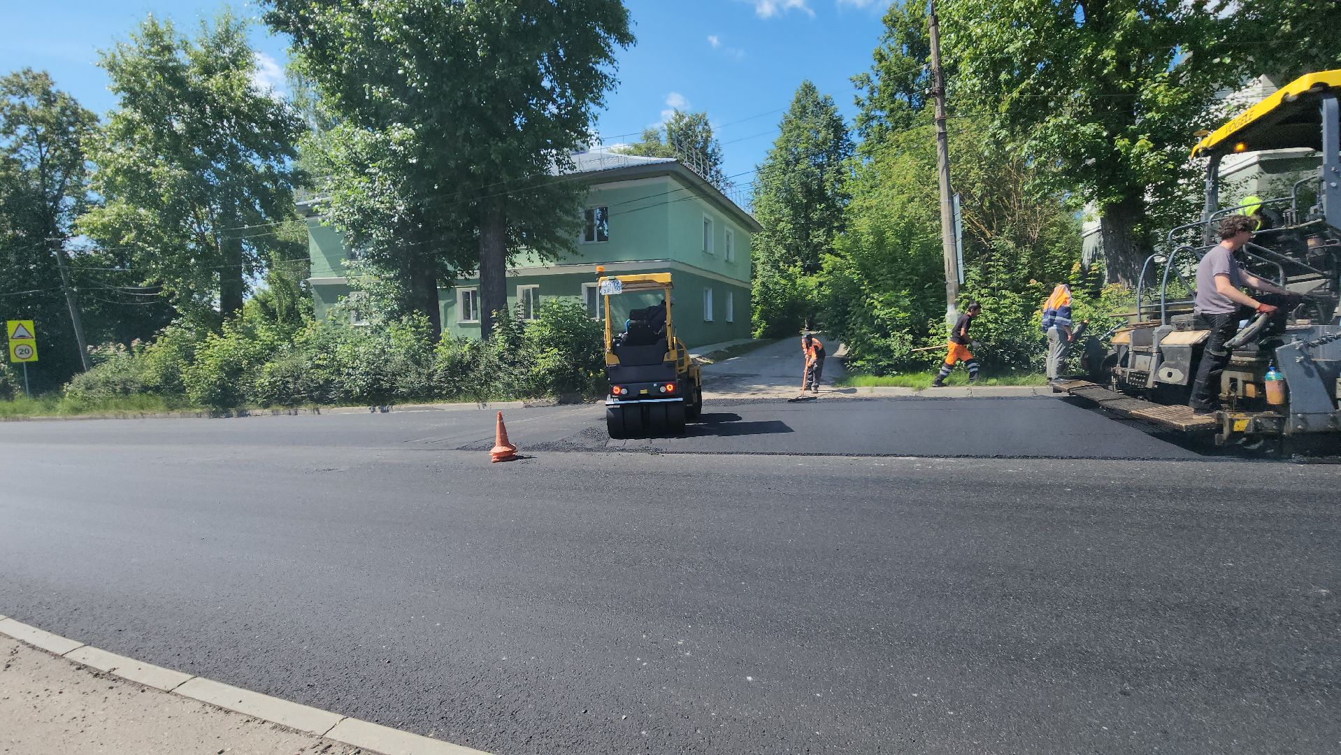 серпухов, улица химиков, укладка нового асфальта, дорожные работы,