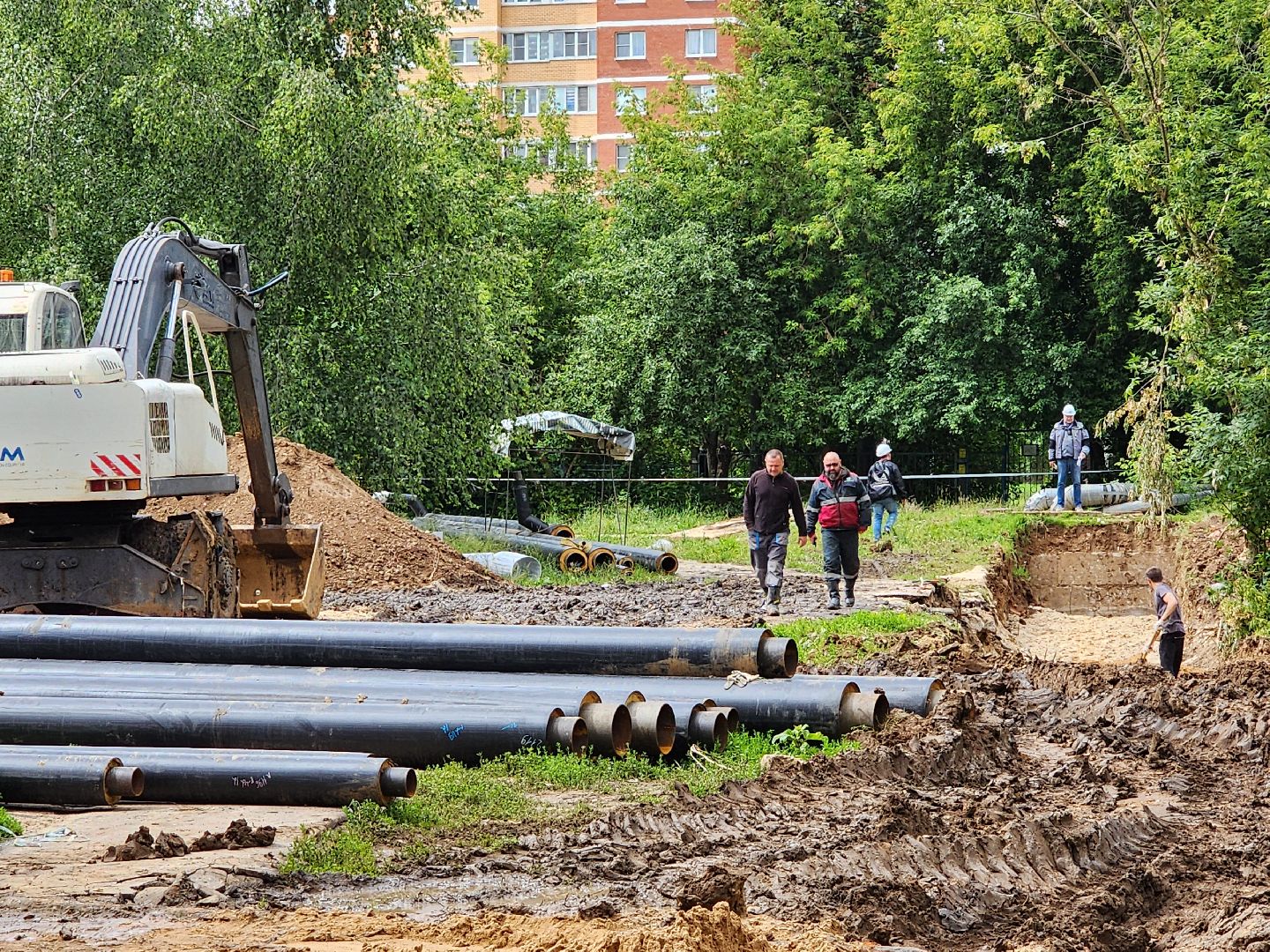 чехов, вишневый бульвар, улица чехова, ремонт теплотрассы, горячее водоснабжение, замена труб, передовая система теплоснабжения, уникальная ППУ изоляция, система контроля, госпрограмма московской области, развитие инженерной инфраструктуры и энергоэффективности,губернатор подмосковья,