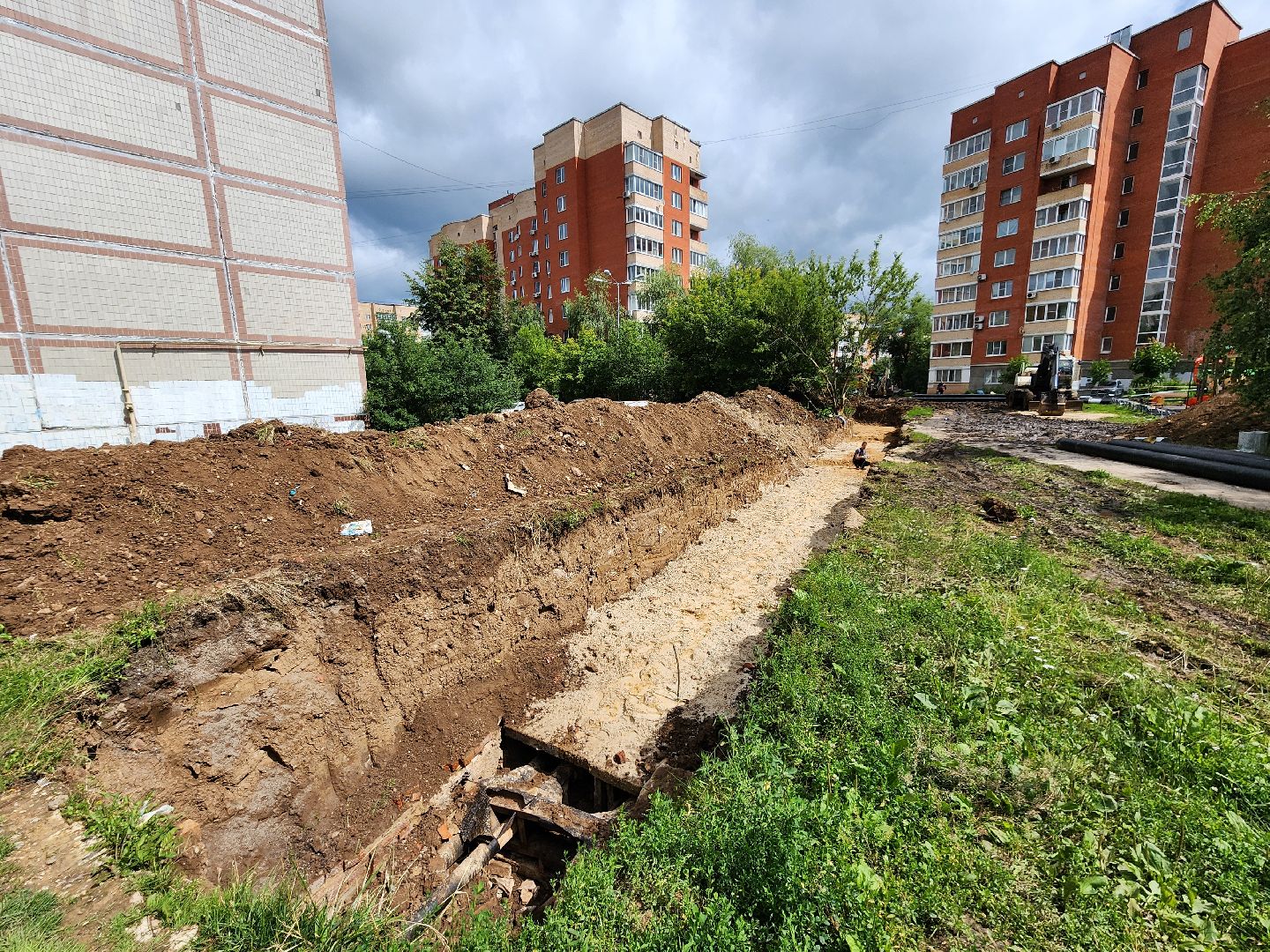 чехов, вишневый бульвар, улица чехова, ремонт теплотрассы, горячее водоснабжение, замена труб, передовая система теплоснабжения, уникальная ППУ изоляция, система контроля, госпрограмма московской области, развитие инженерной инфраструктуры и энергоэффективности,губернатор подмосковья,