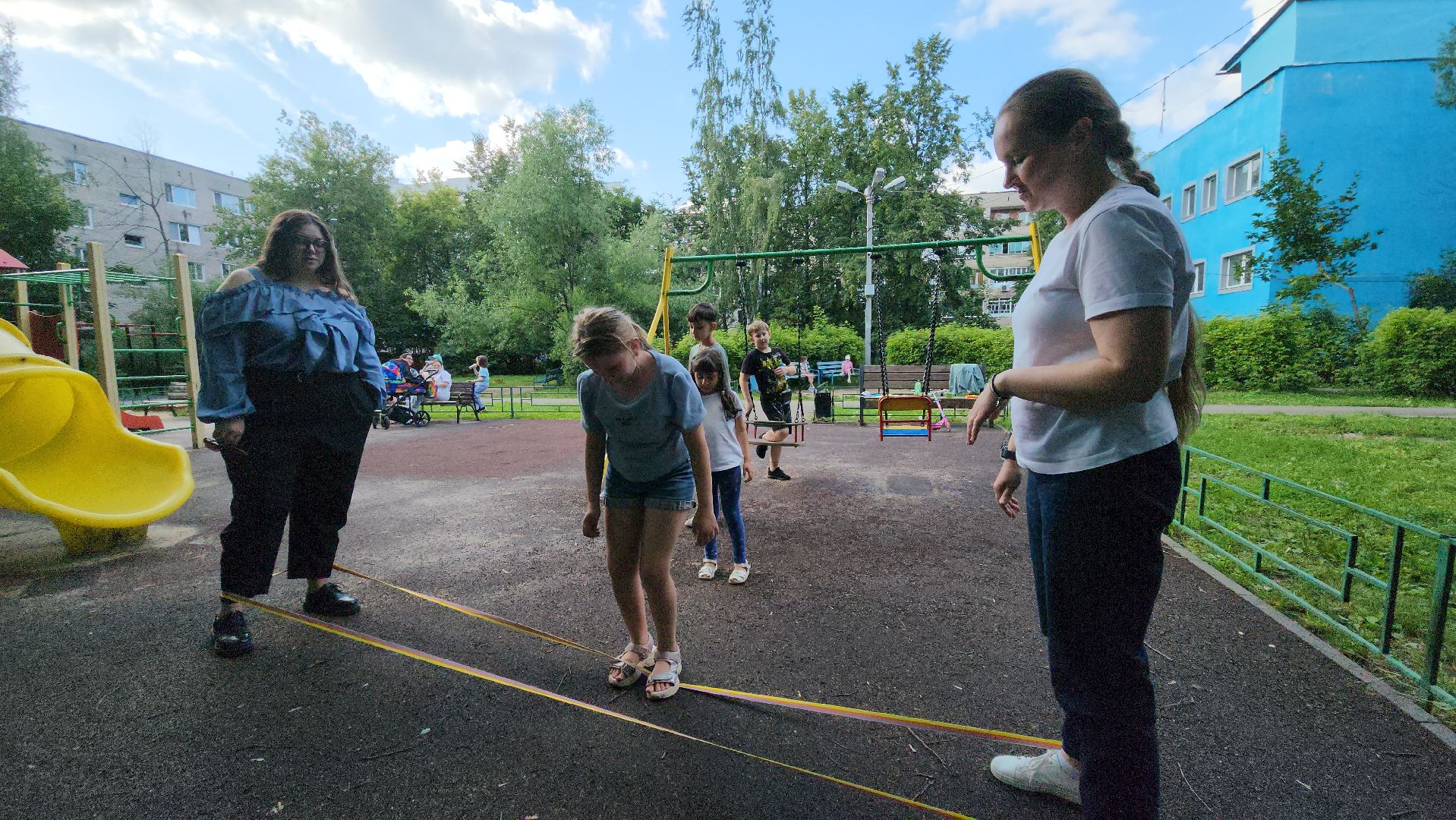 Библиодворик, Библиотека , центральная библиотека, Лобня, Детская площадка ,