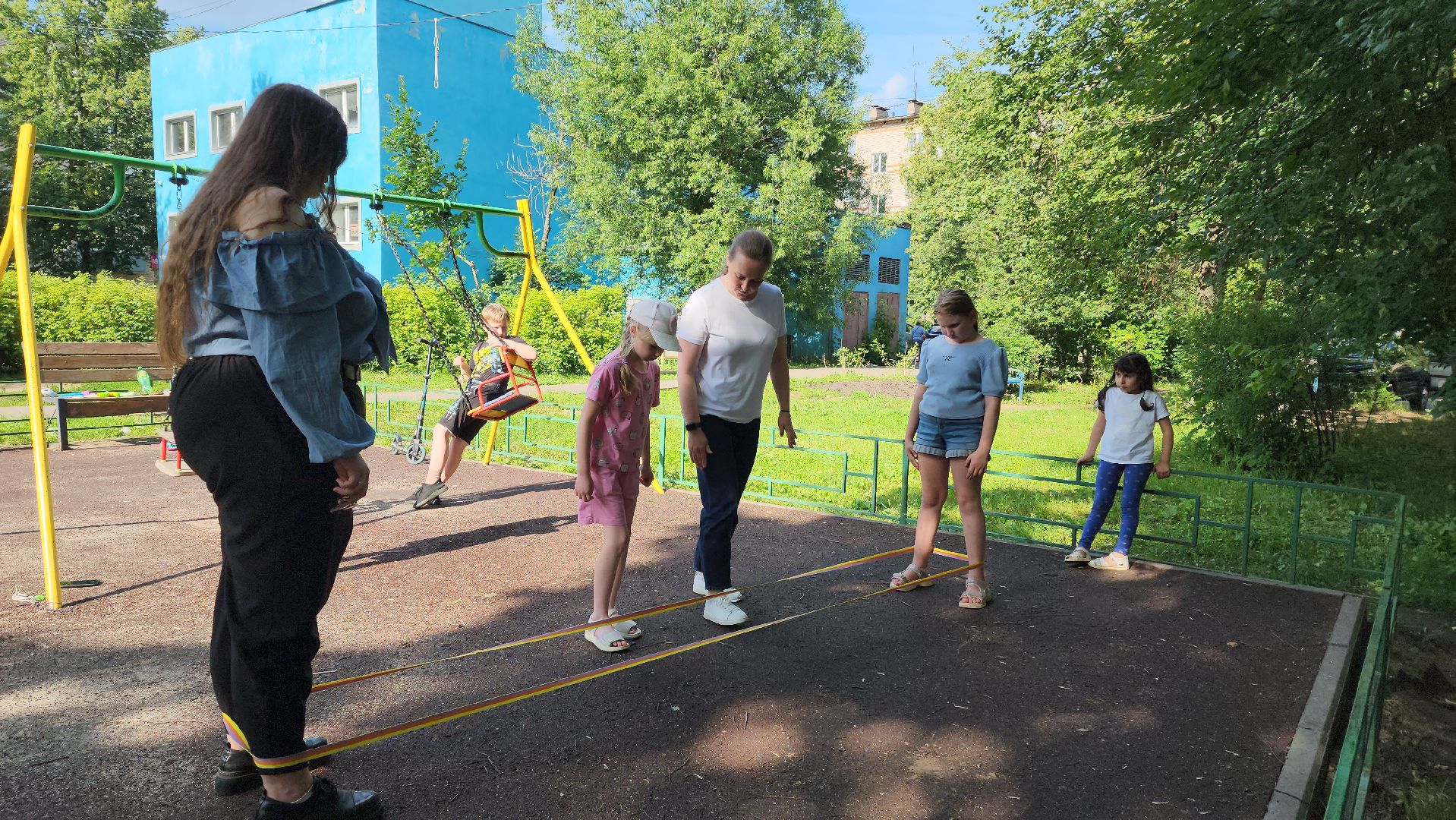 Библиодворик, Библиотека , центральная библиотека, Лобня, Детская площадка ,