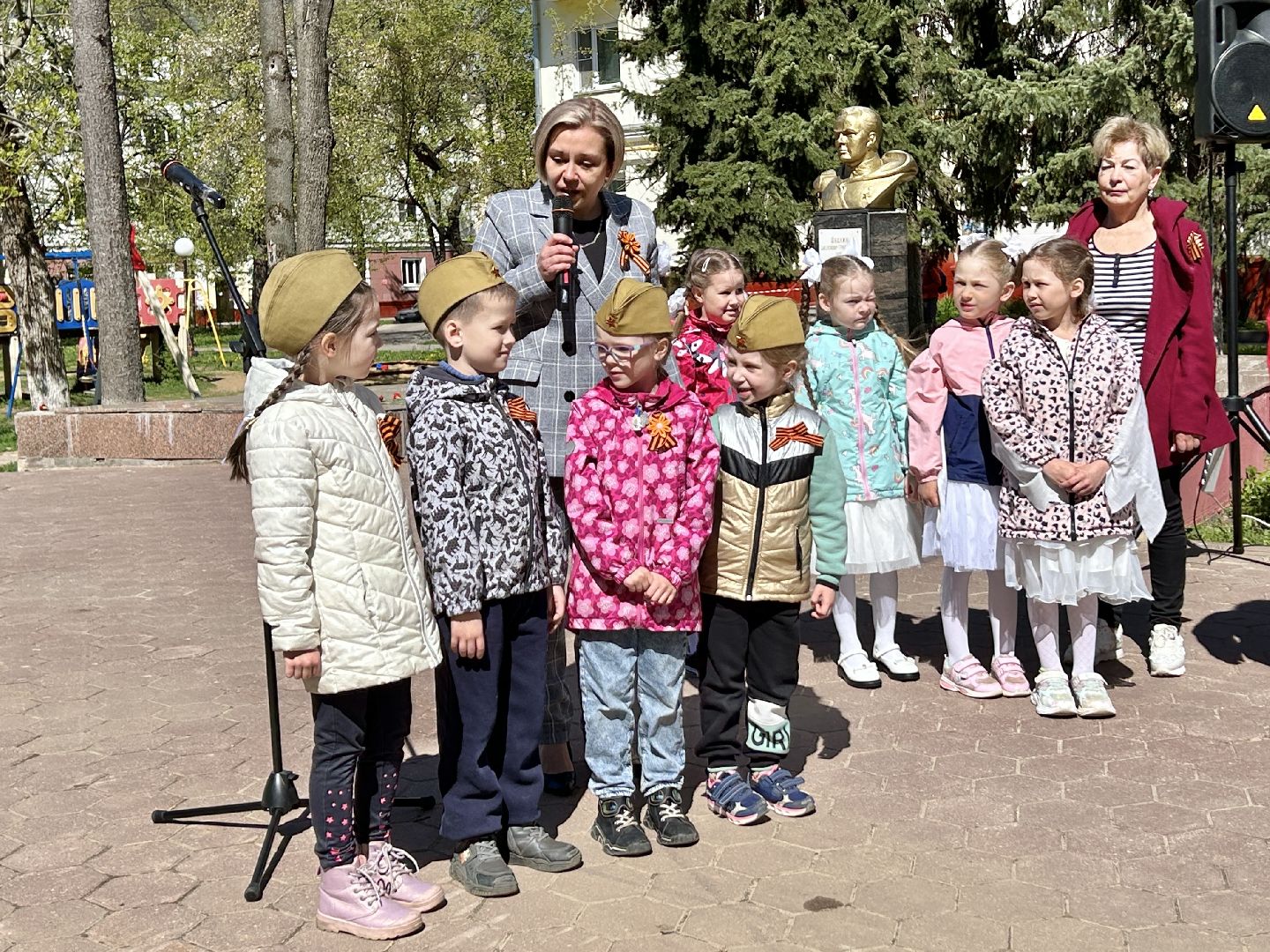 День победы, детский сад, возложение цветов