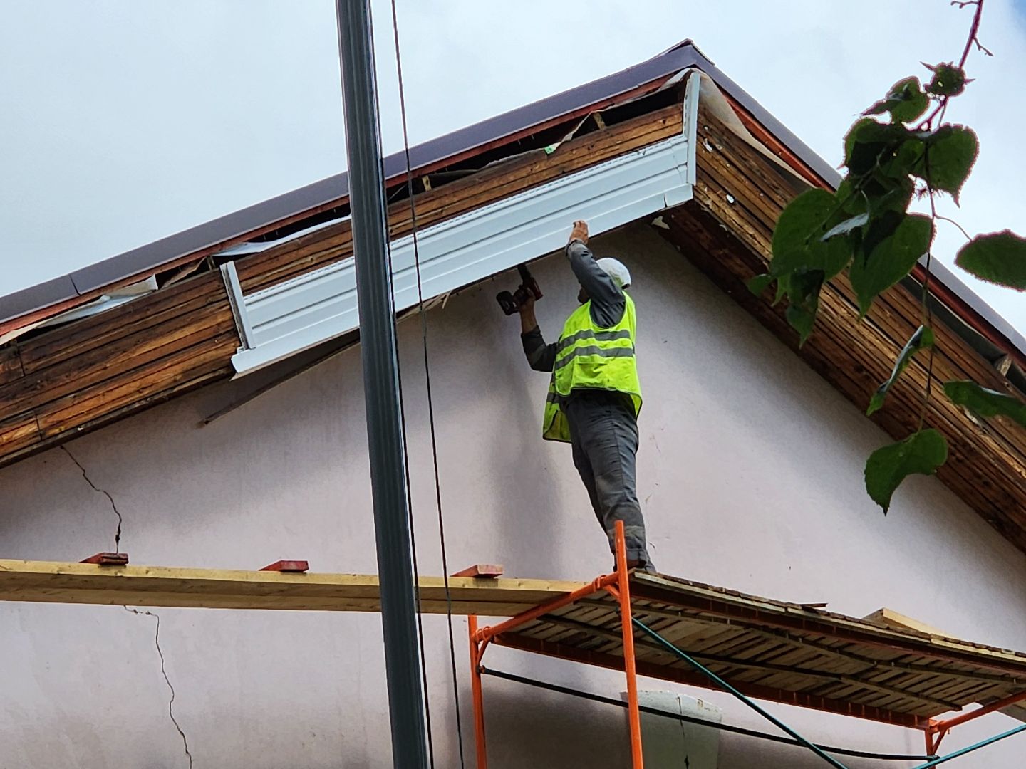 чехов, улица пионерская 2, взрослая поликлиника, текущий ремонт, замена кровли, ремонт крыши, реконструкция, демонтажные работы, фасадные работы, кровельные работы, инженерные сети, благоустройство территории,