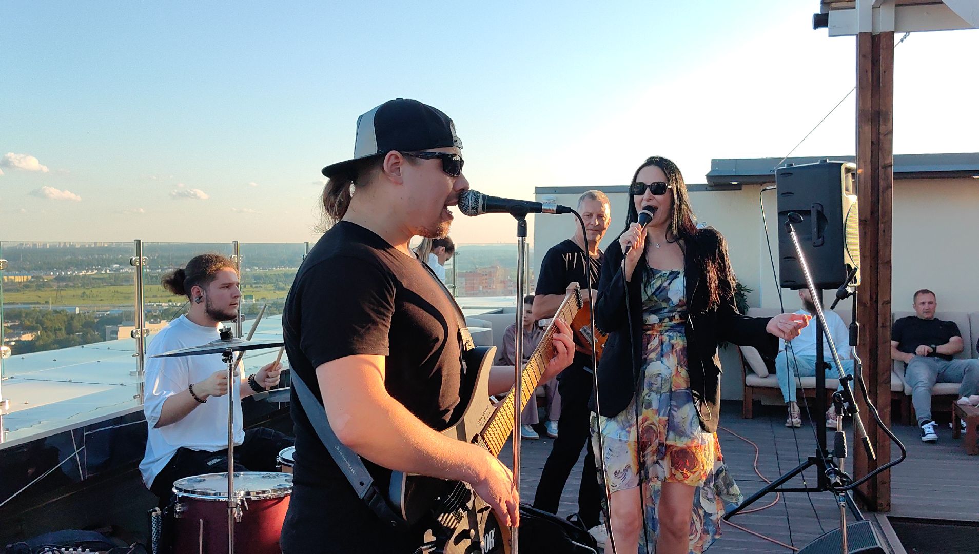 концерт, жилой комплекс, дом, соседи,