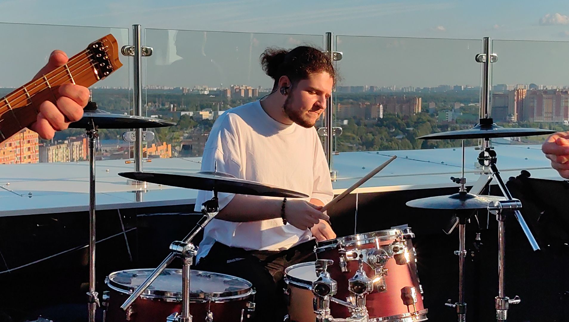 концерт, жилой комплекс, дом, соседи,