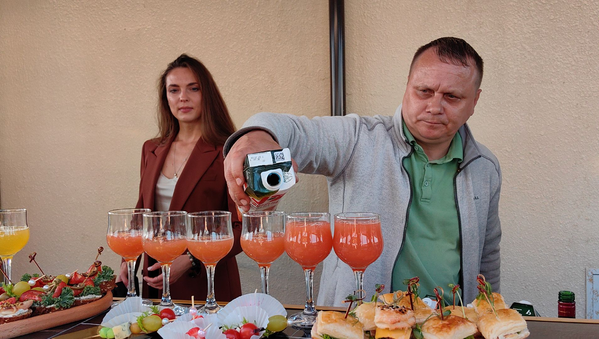 концерт, жилой комплекс, дом, соседи,