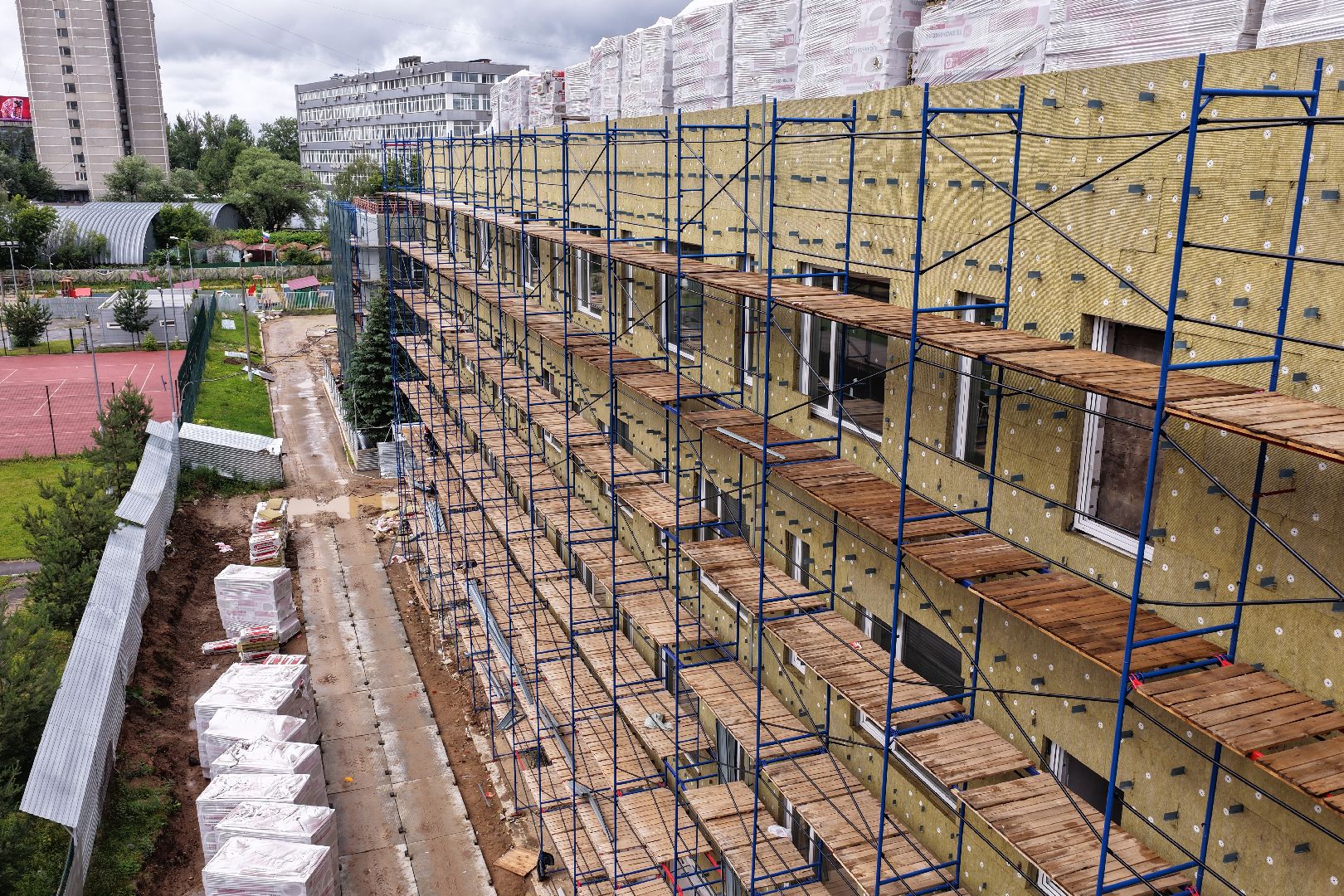 видео с коптера, пристройка к Немчиновскому лицею, лицей в одинцове