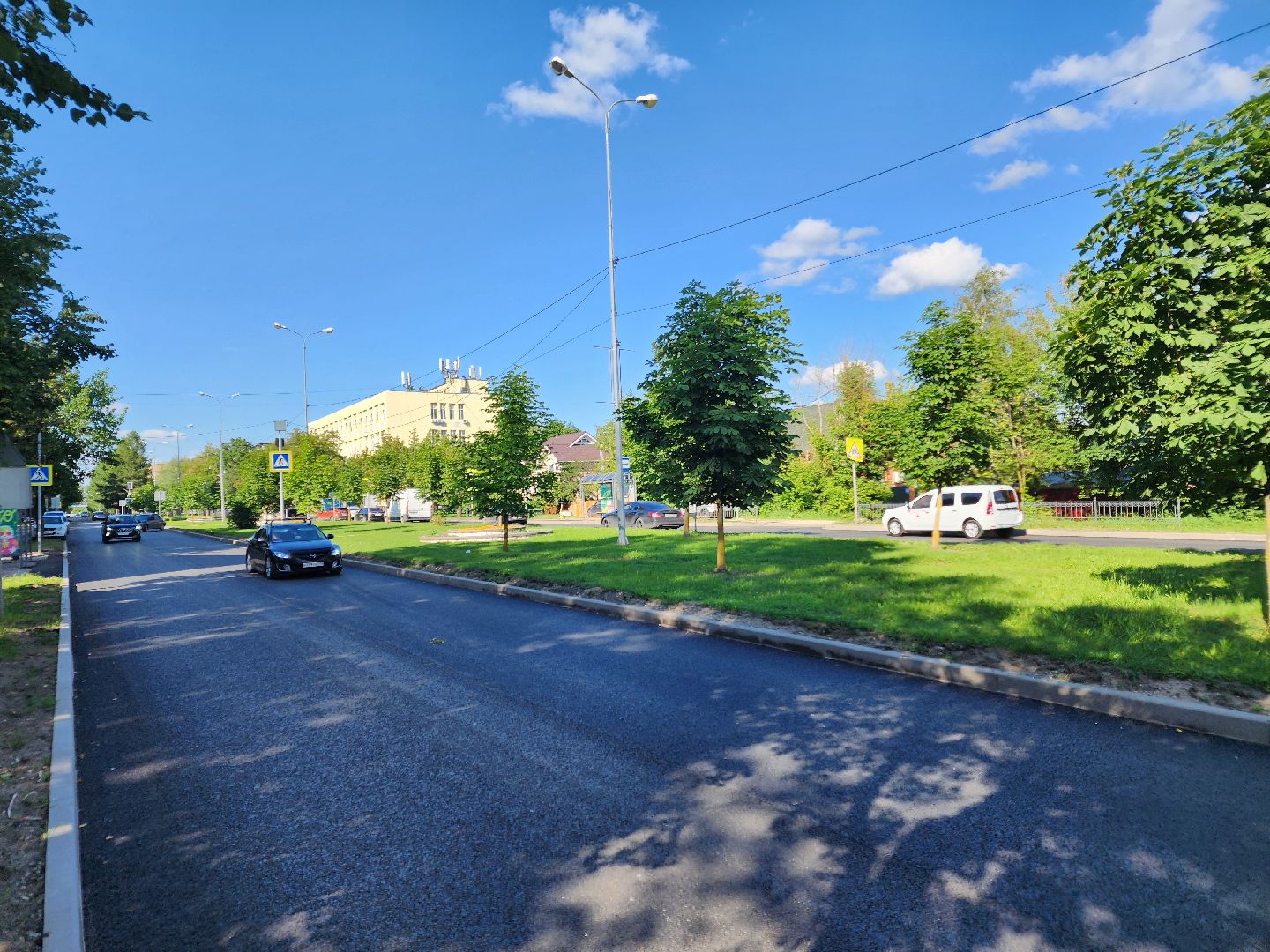 чехов, улица молодежная, ремонт дороги, замена покрытия, дорожный ремонт, новые бордюры, госпрограмма московской области, развитие дорожного комплекса,