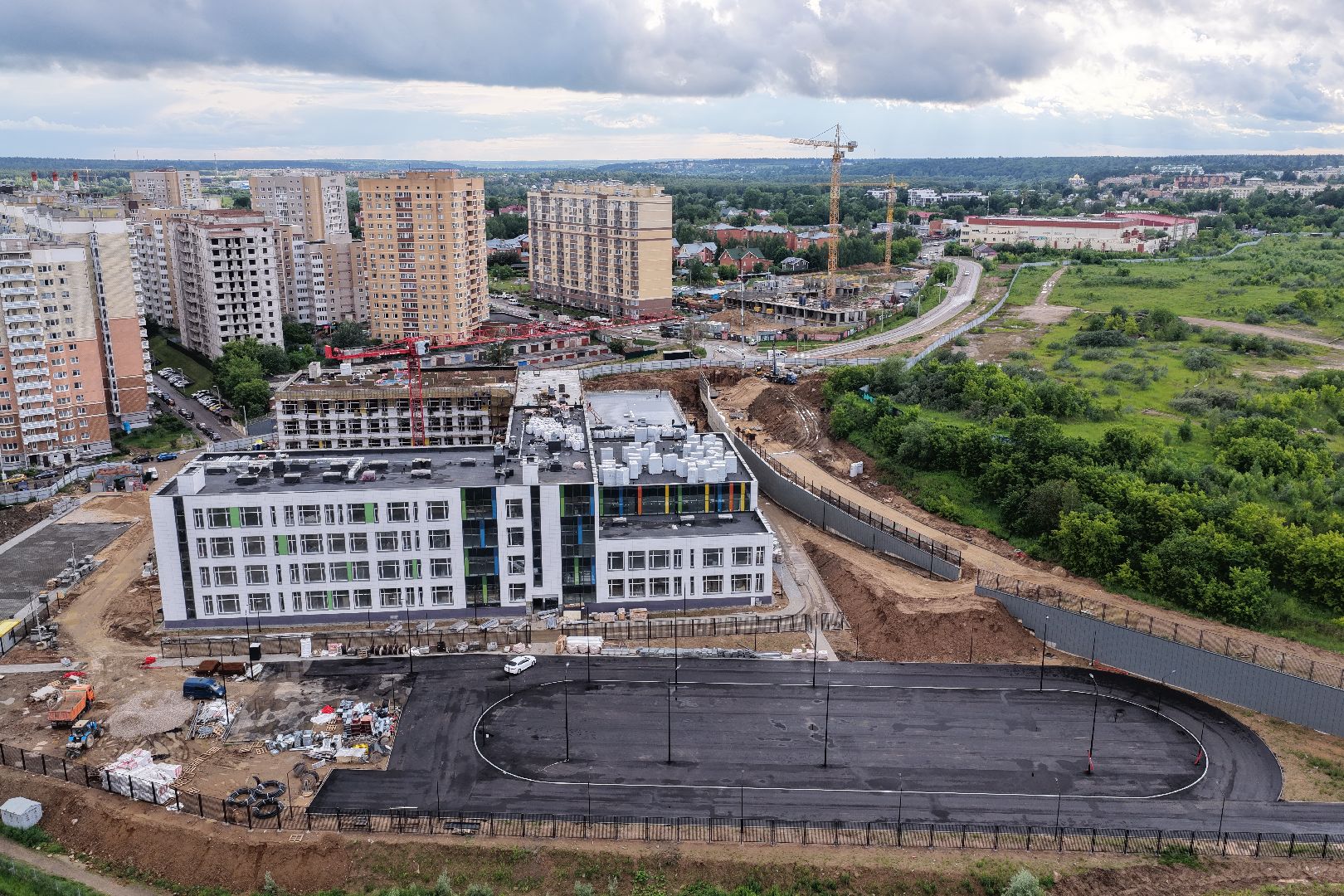 видео с коптера, школа в одинцове, новая школа в звенигороде,