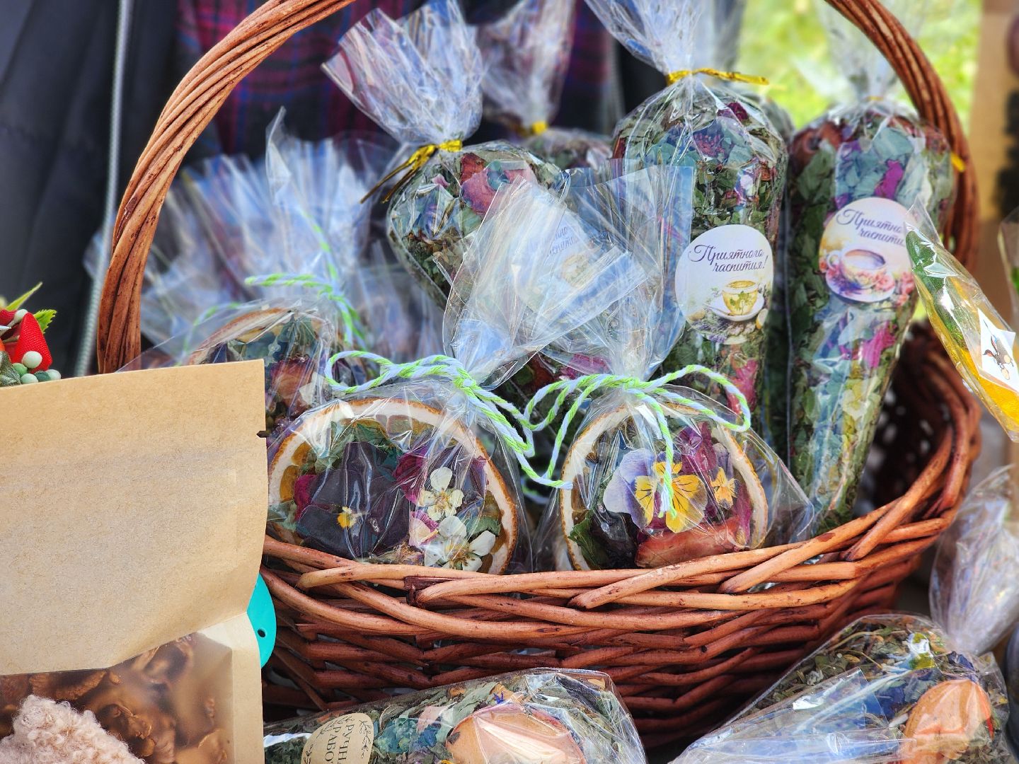 сергиево-посадский городской округ, морозово, этнопарк кочевник, фестиваль в хотьково,абрамцево-кудринская резьба, мастера,