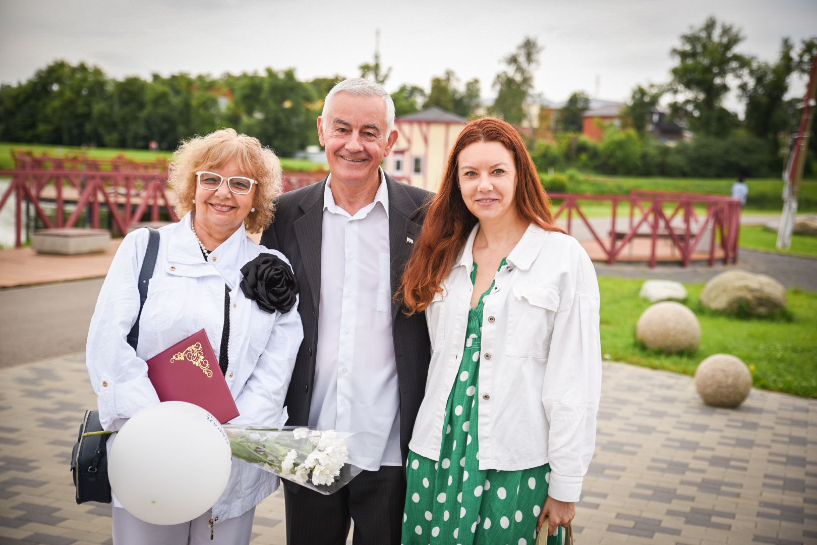 бронницы, парад семей в бронницах, шествие семей в бронницах, день семьи любви и верности, дети,