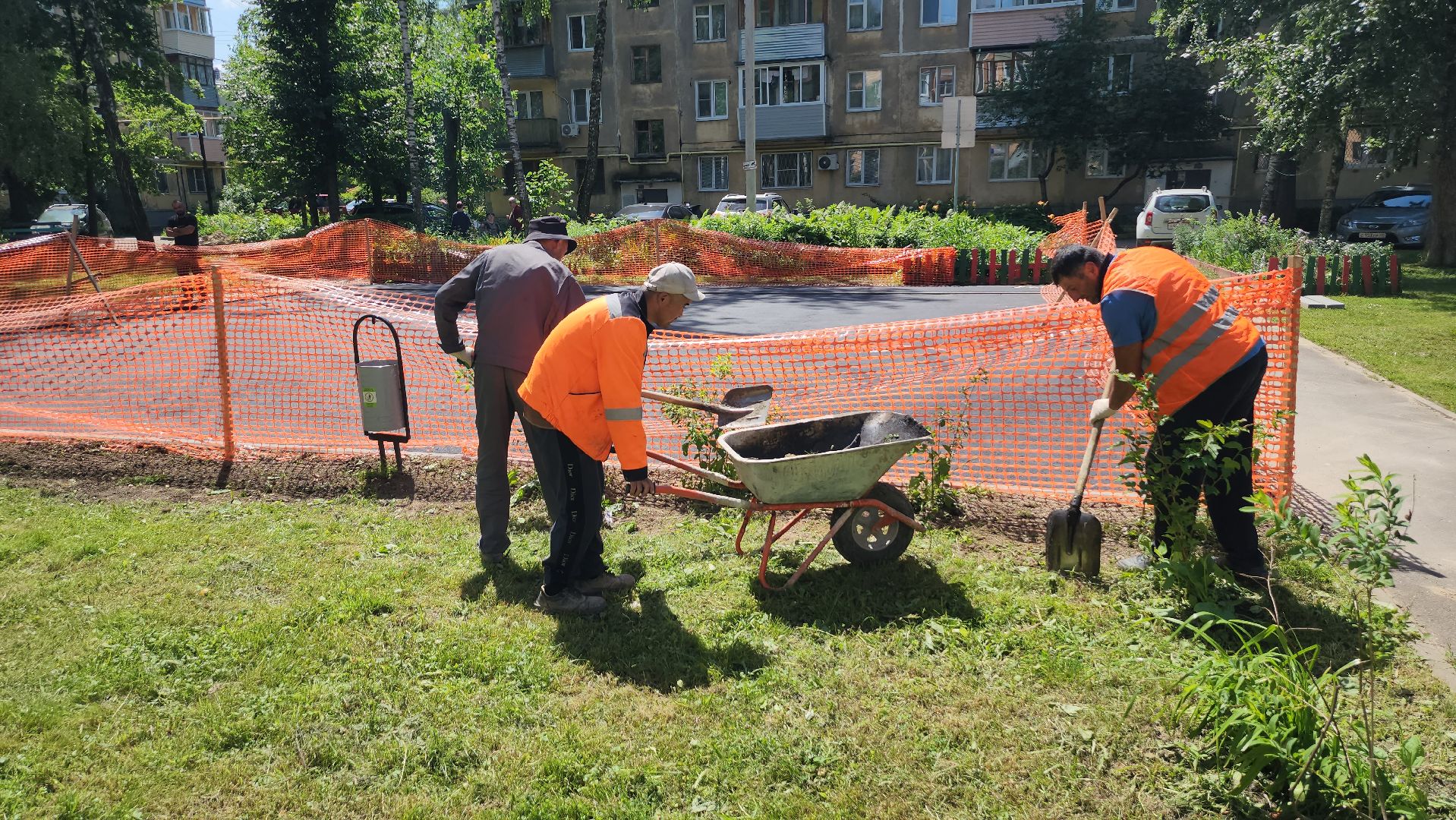 серпухов, улица горького, детская площадка,
