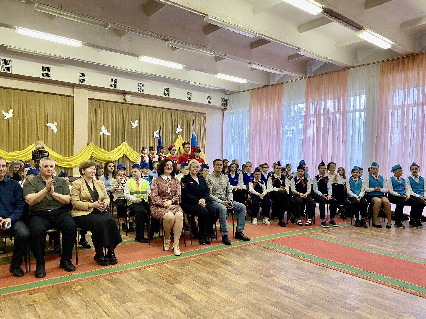 Клин, ЮИД, образование, транспорт