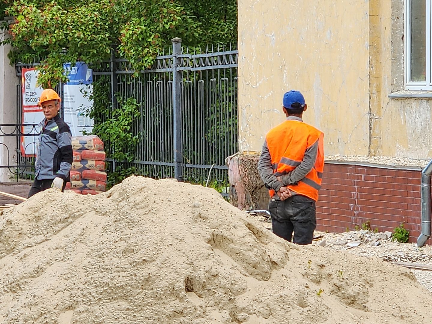 чехов, улица чехова 28, детская школа искусств, капитальный ремонт, реконструкция, обновление, фасадные работы, наружная отделка, внутренние перегородки, инженерные сети, окна и двери, замена кровли, госпрограмма московской области,