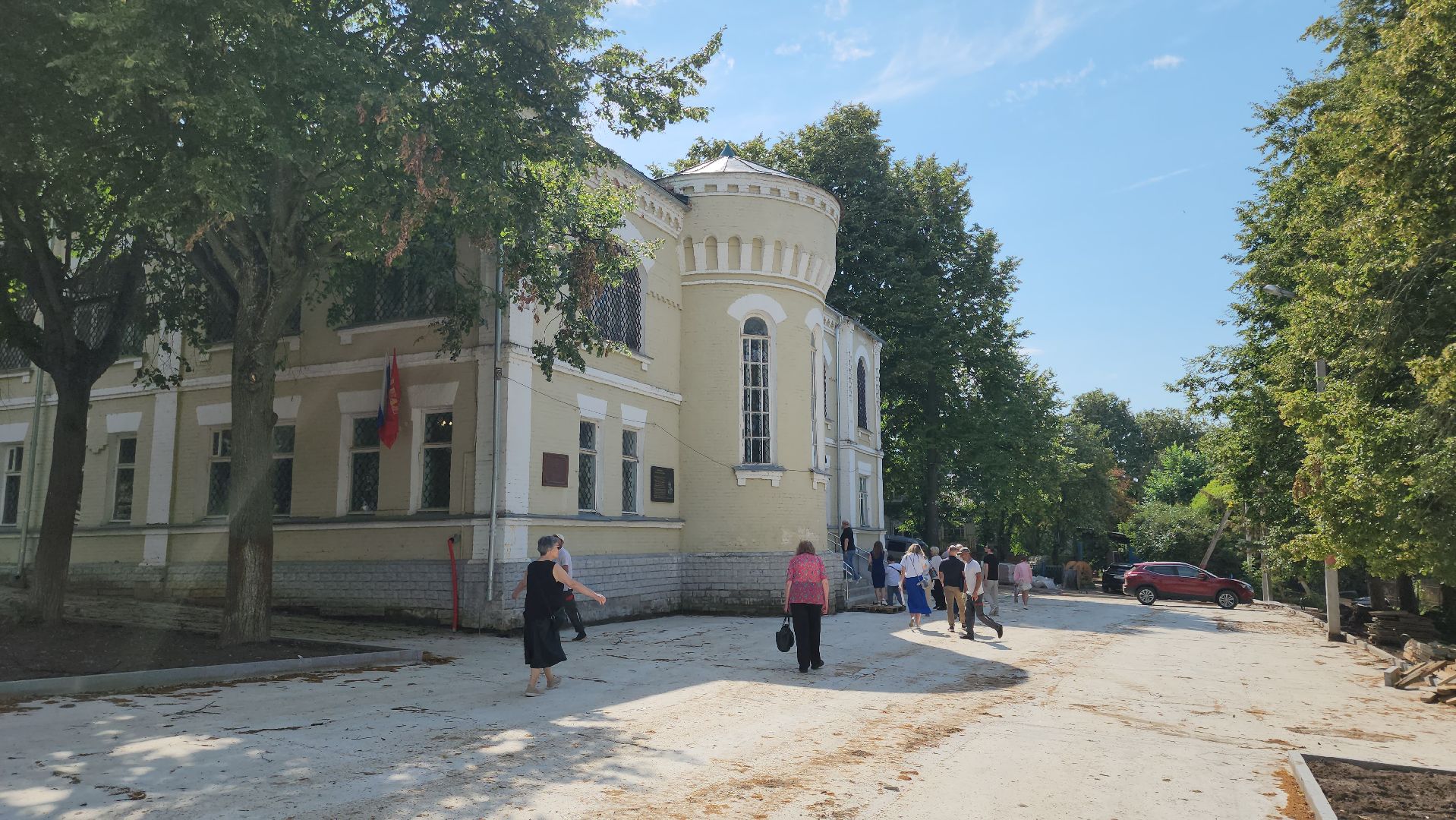 кашира, серебристые облака, краеведческий музей, круглый стол, научная конференция, космонавт, астрофизика,