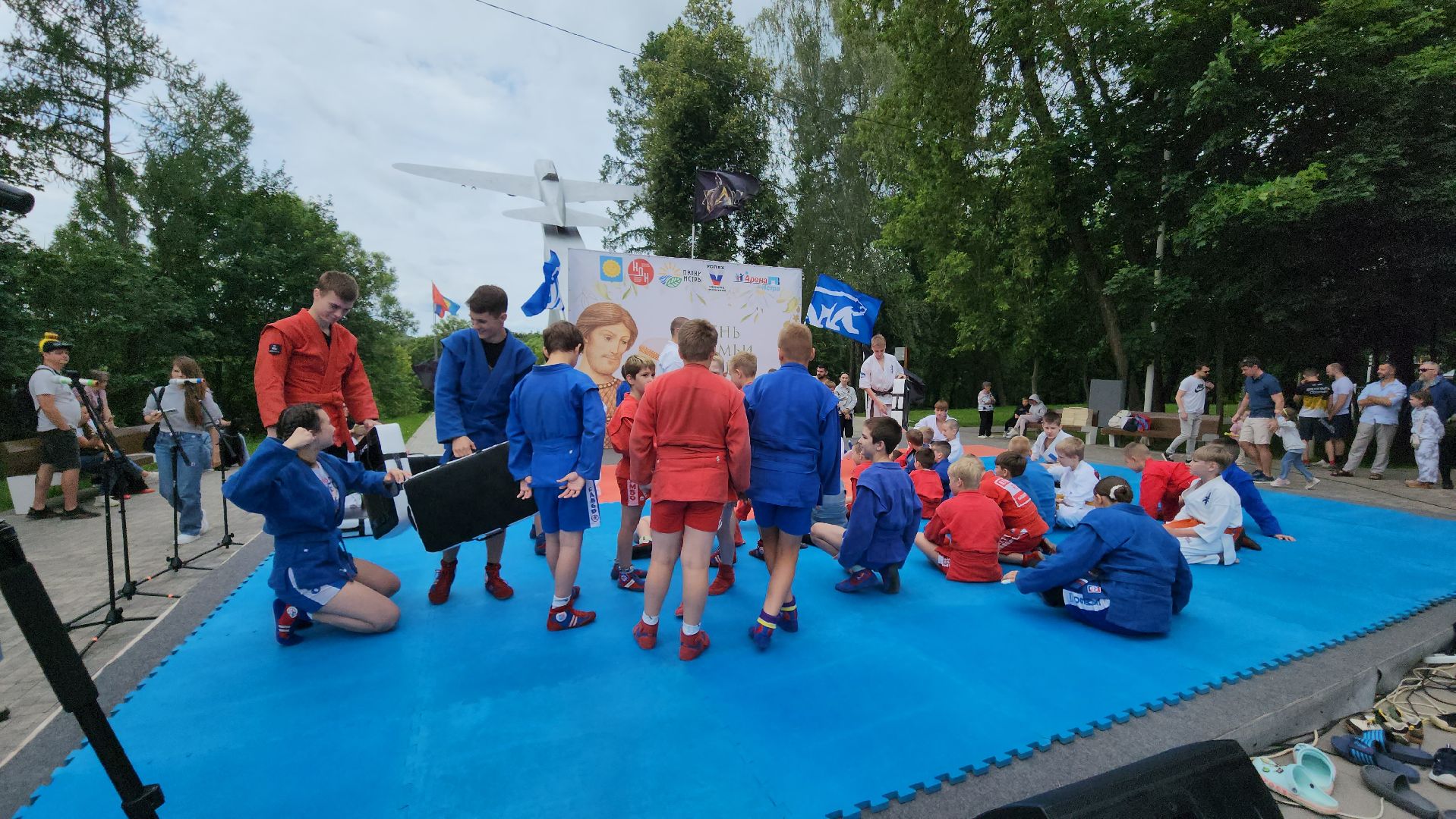 Истра, Спорт, Единоборства, день семьи любви и верности, Парк,