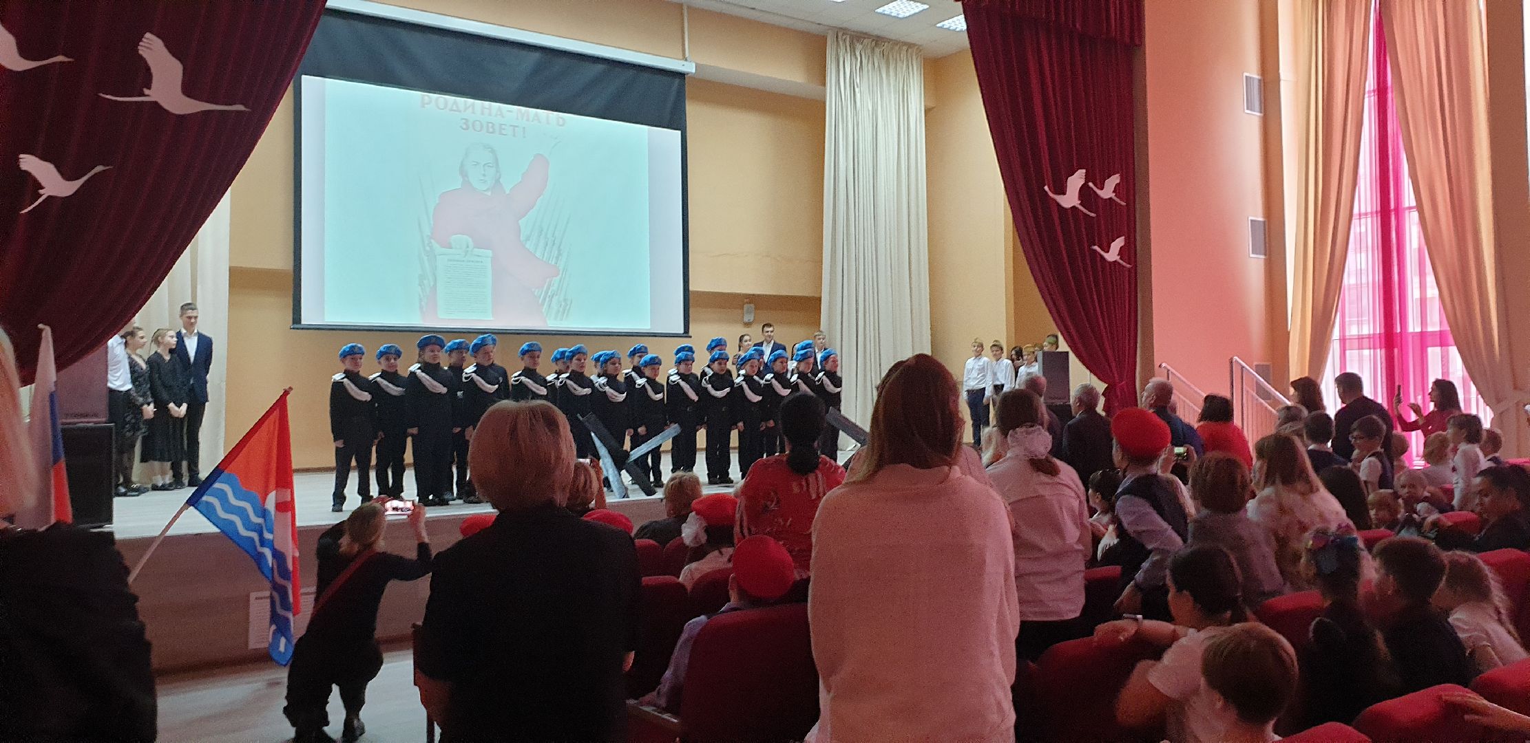 Долгопрудный, школы, ветераны, концерты