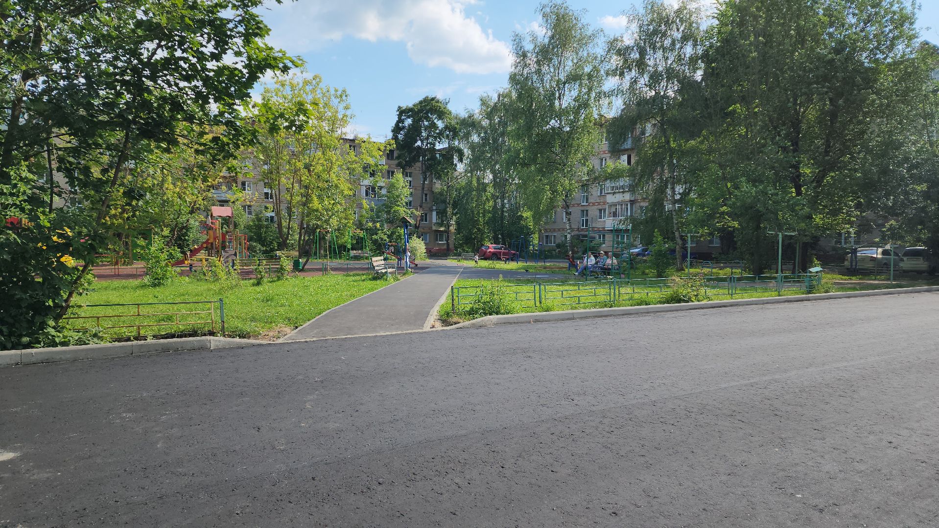 Асфальтирование , новый асфальт, Лобня, Благоустройство дворов,