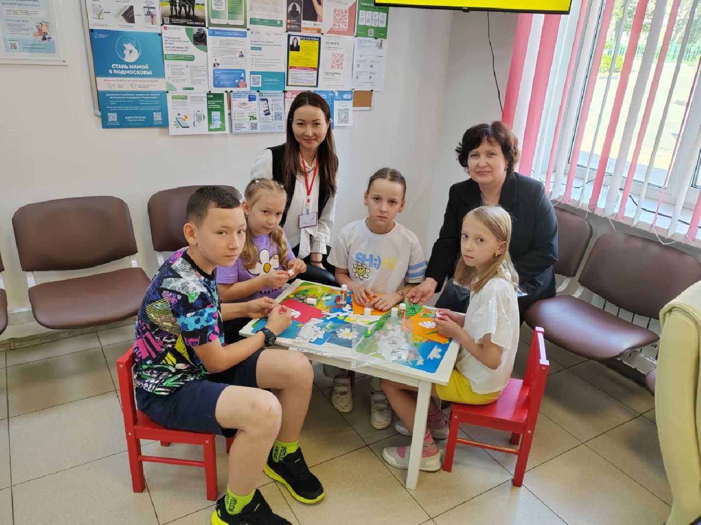 мфц власиха, день семьи любви и верности, власиха день семьи,  мастер класс ромашка,