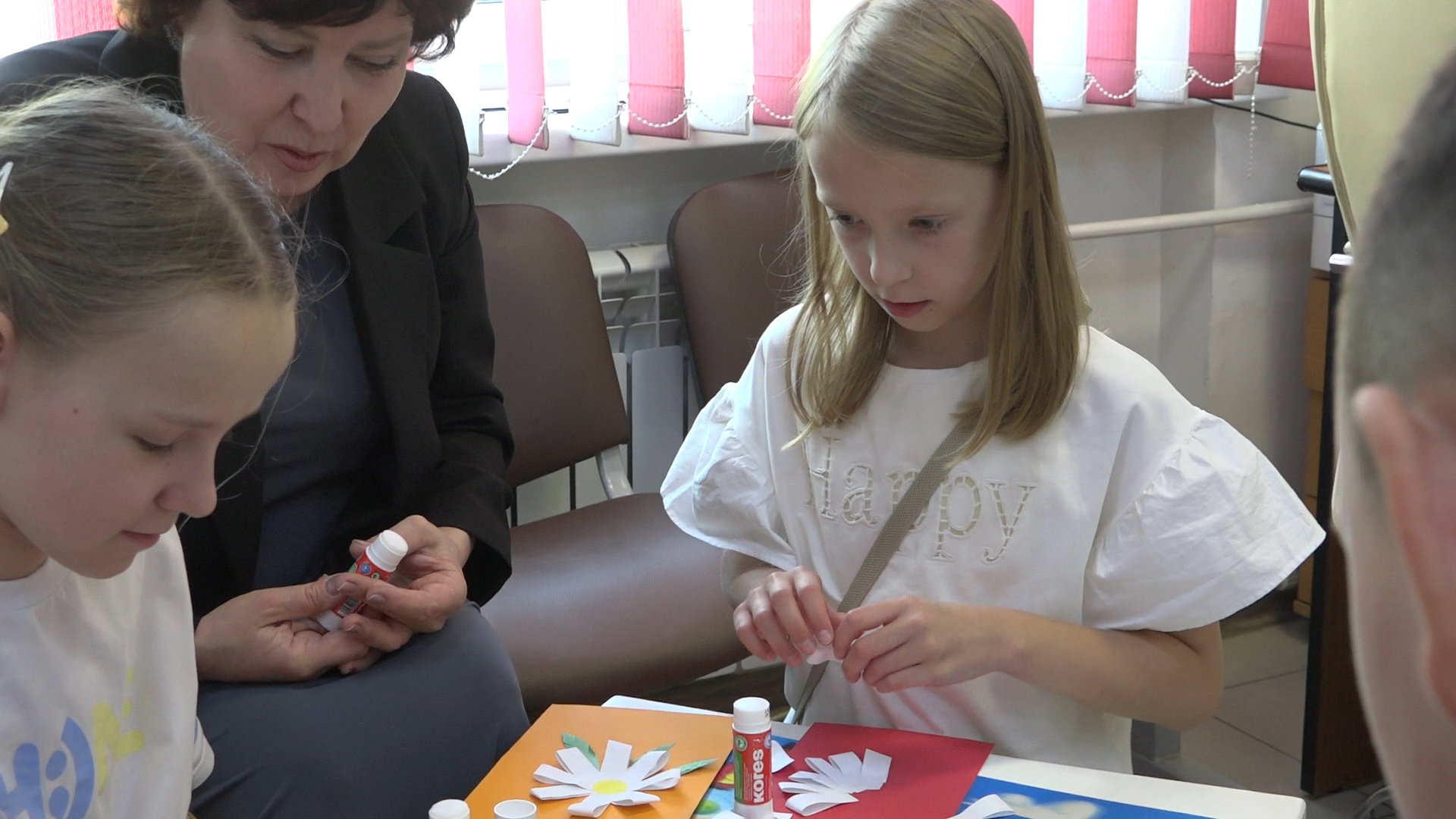 мфц власиха, день семьи любви и верности, власиха день семьи,  мастер класс ромашка,