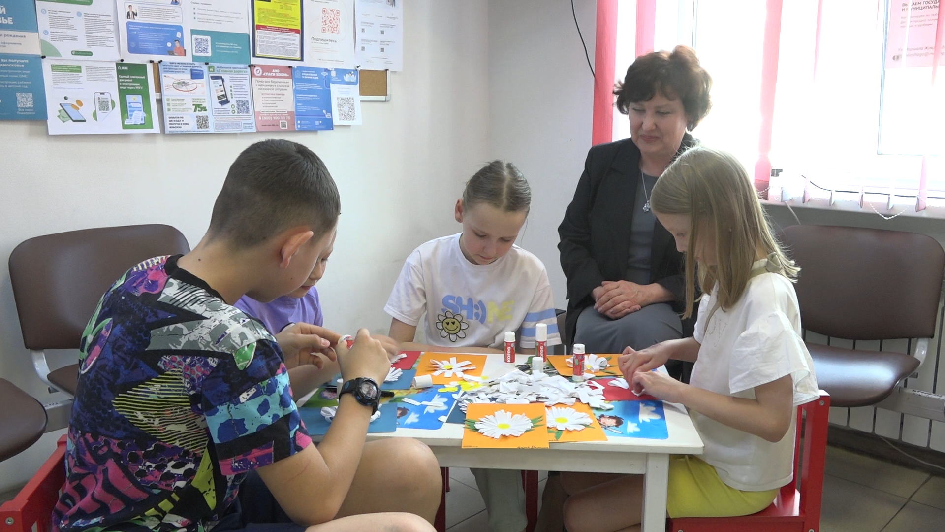 мфц власиха, день семьи любви и верности, власиха день семьи,  мастер класс ромашка,